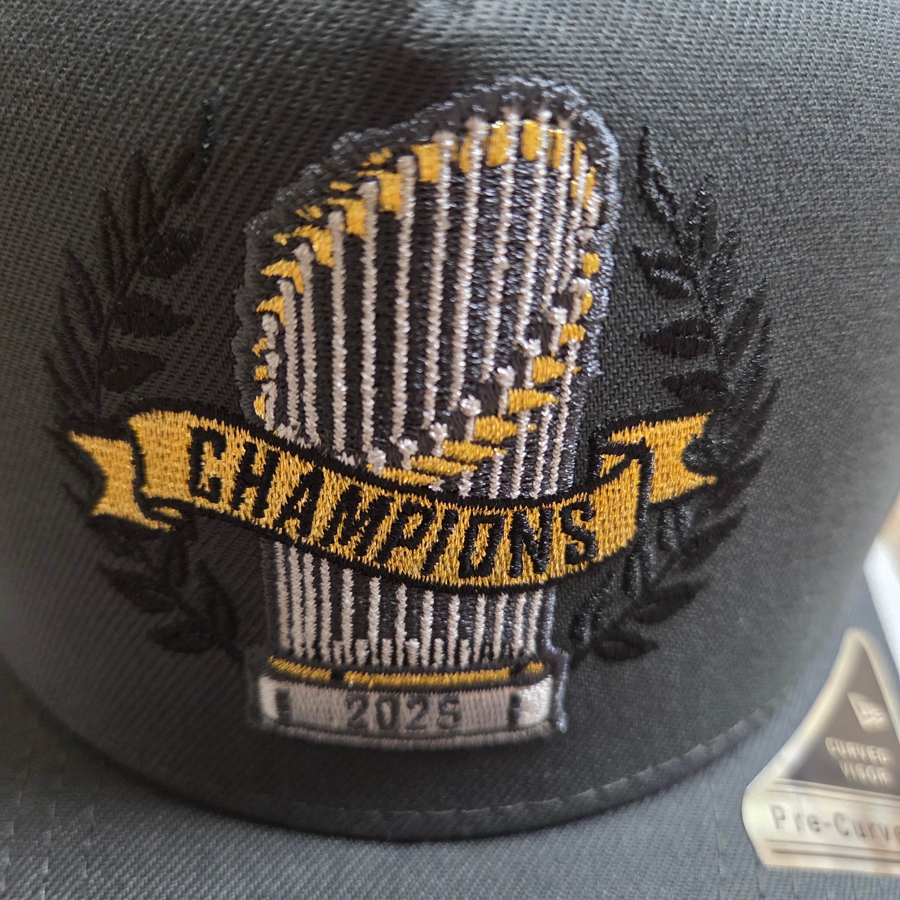 New Era MLB 25 World Series Champion LA Dodgers Parade A-Frame 9Fifty Snapback Steel Clouds 착용 스타일 - 1