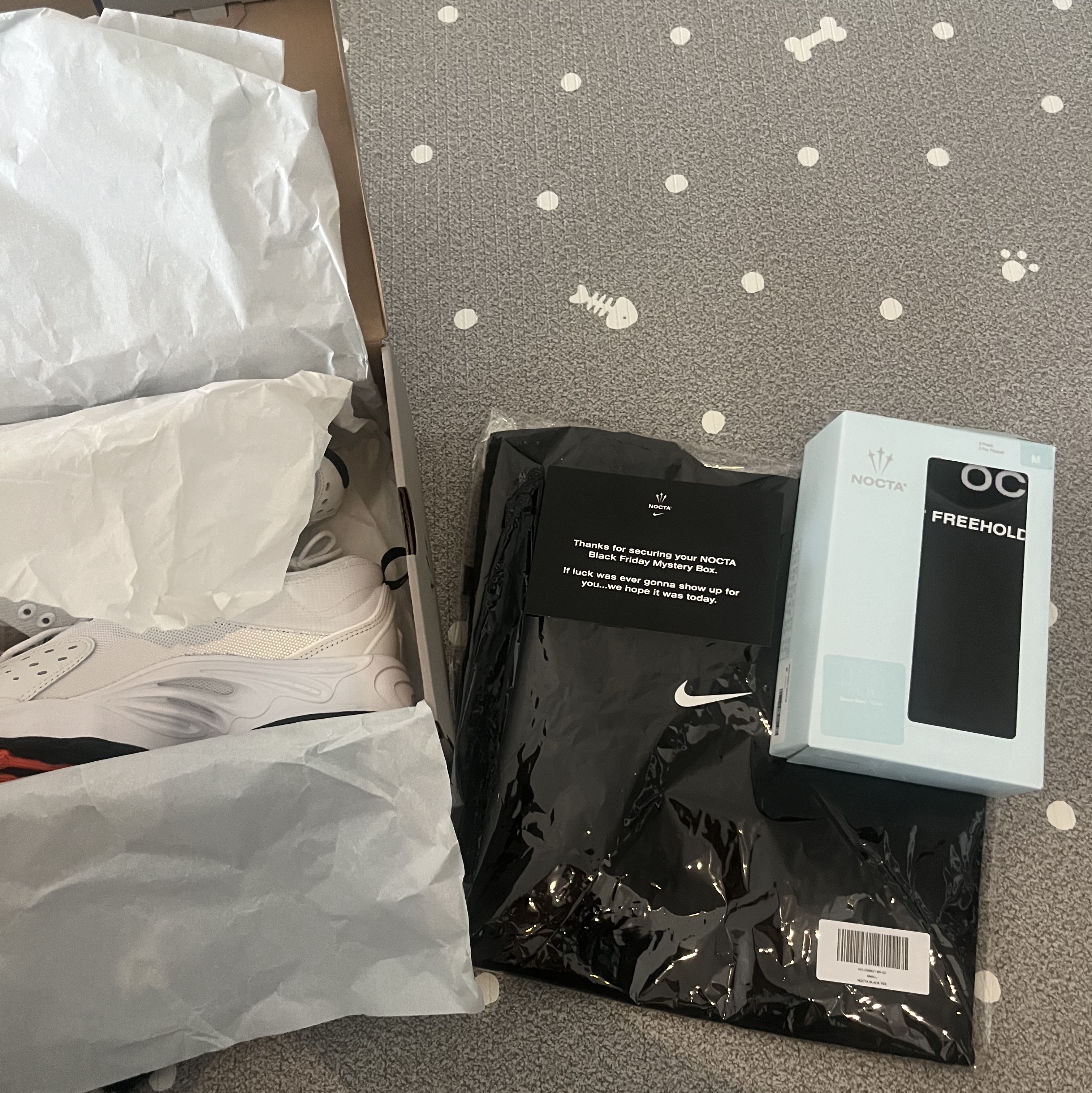 Nike x Drake Nocta Air Zoom Drive Summit White, Nike x Drake Nocta Boxer Briefs Black Cobalt Tint (3 Pack) 착용 스타일