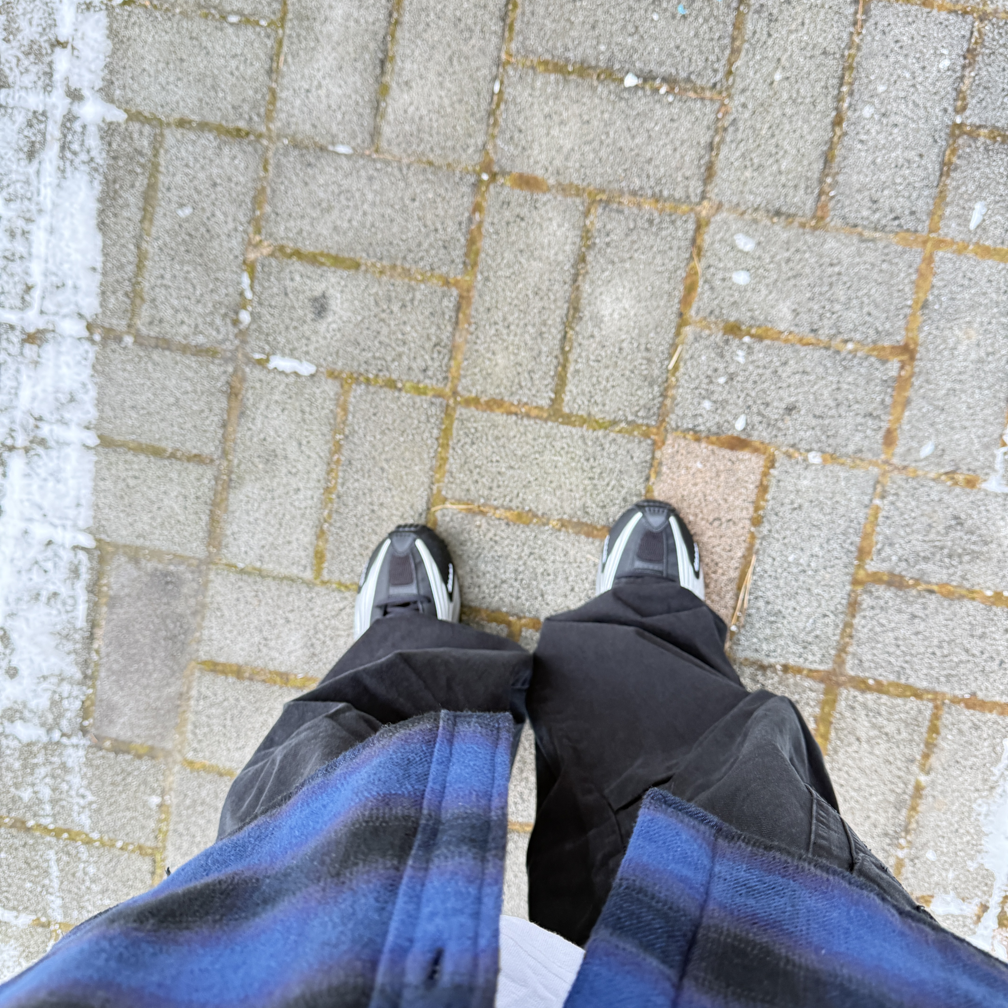 Nike Shox R4 Metallic Silver Red, Nonnod Double knee cover pants Vintage black 착용 스타일