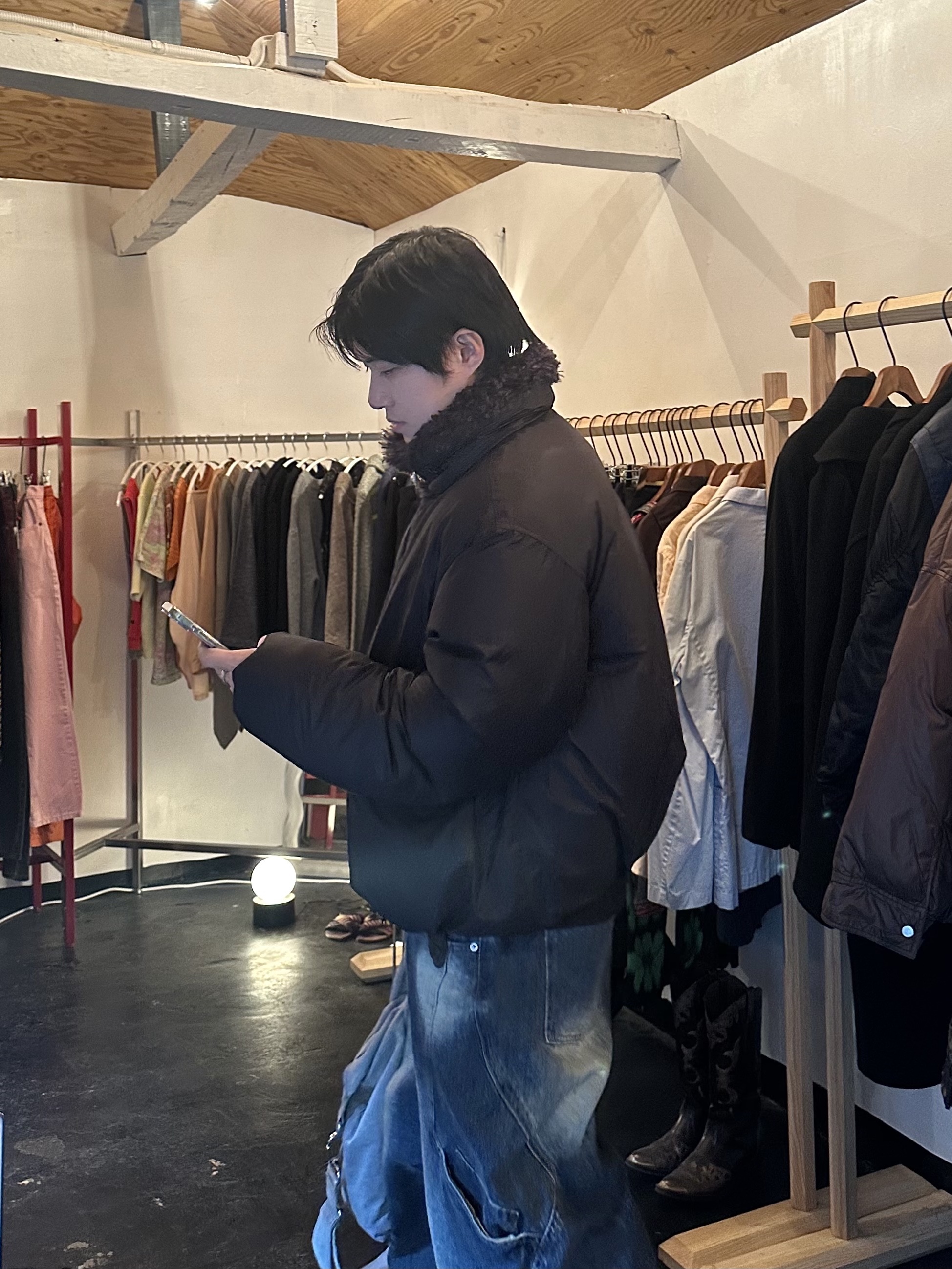 Balenciaga Tyrex Sneakers Black, noun Side Line Cargo Denim Pants Blue 착용 스타일 - 2