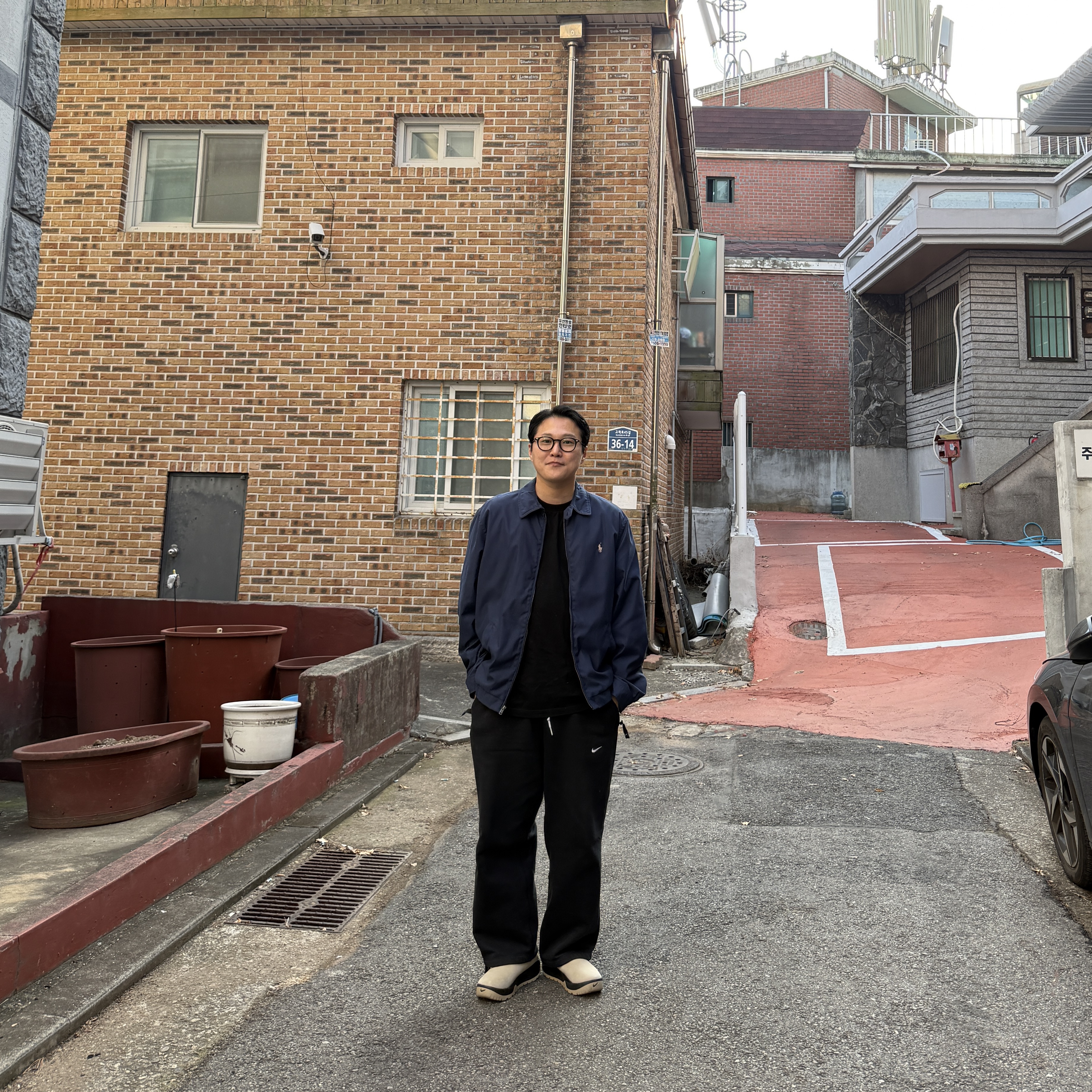 Nike ACG Rufus Limestone and Black, Nike NSW Swoosh Open Hem Fleece Pants Black - Asia 착용 스타일