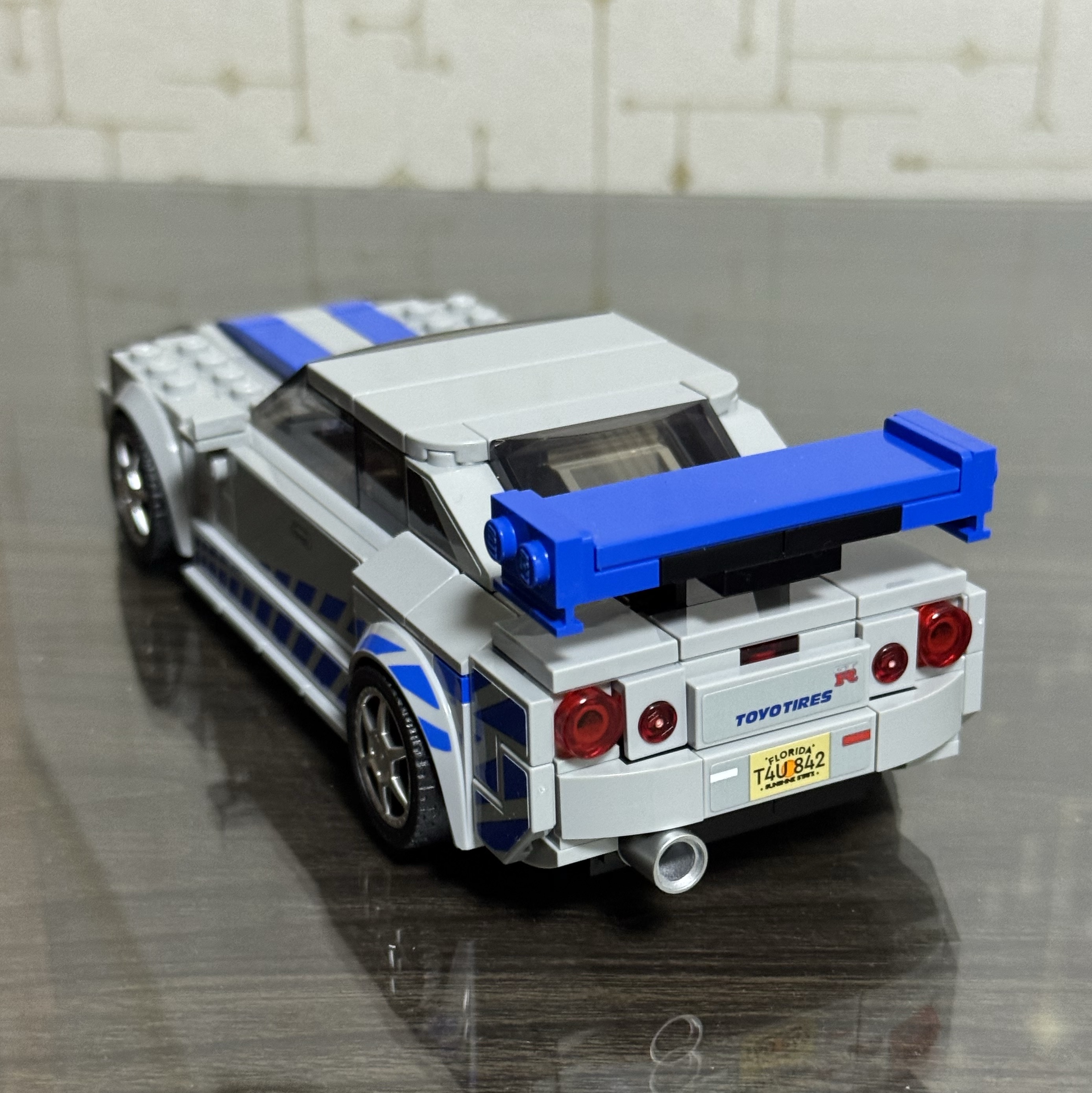 Lego 2 Fast 2 Furious Nissan Skyline GT-R (R34) 착용 스타일 - 2