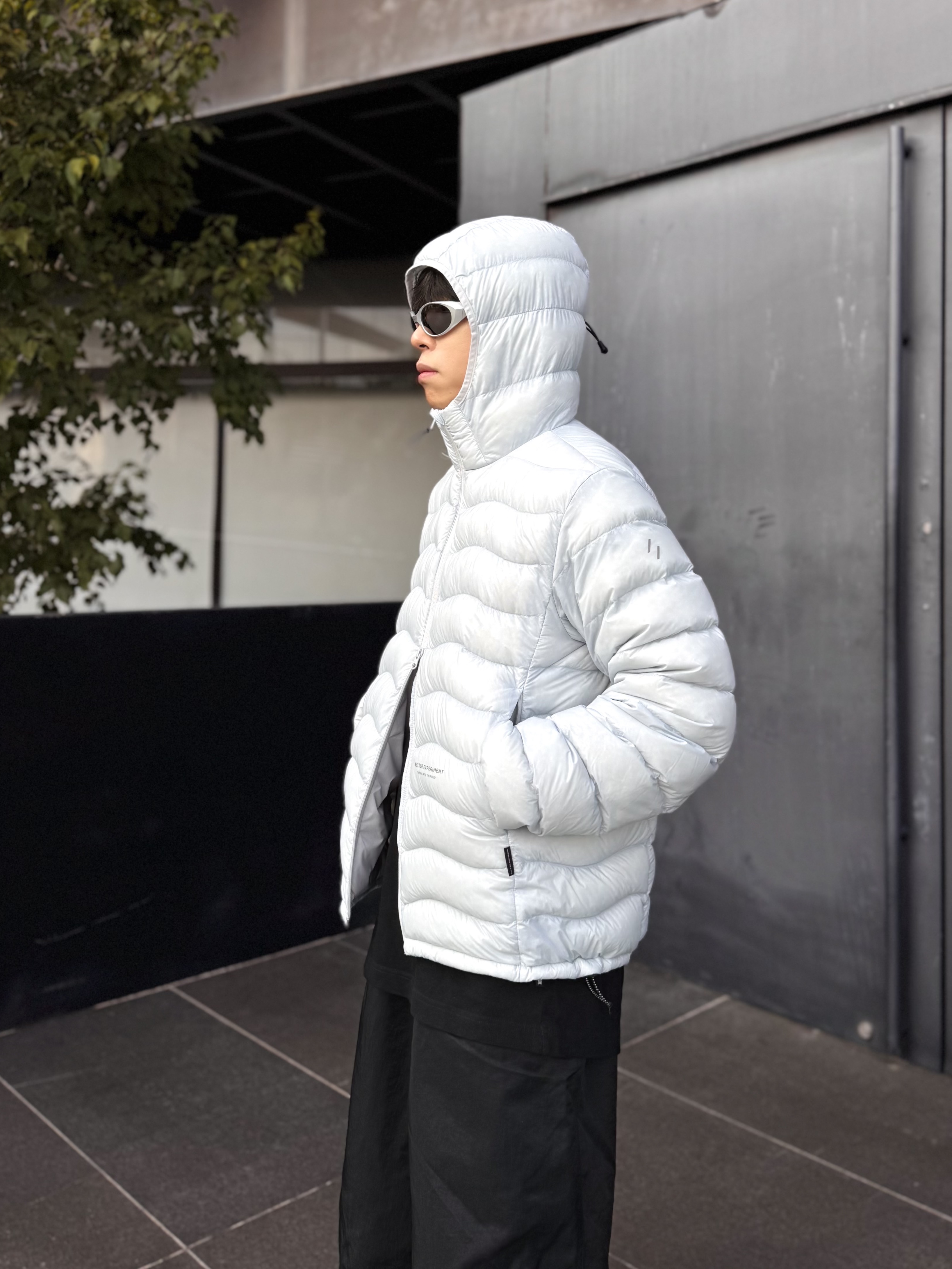 Oakley Eye Jacket Redux Silver Frame Prizm Black Polarized Lenses High Bridge Fit, Nonnod Track Pants Black 착용 스타일 - 1