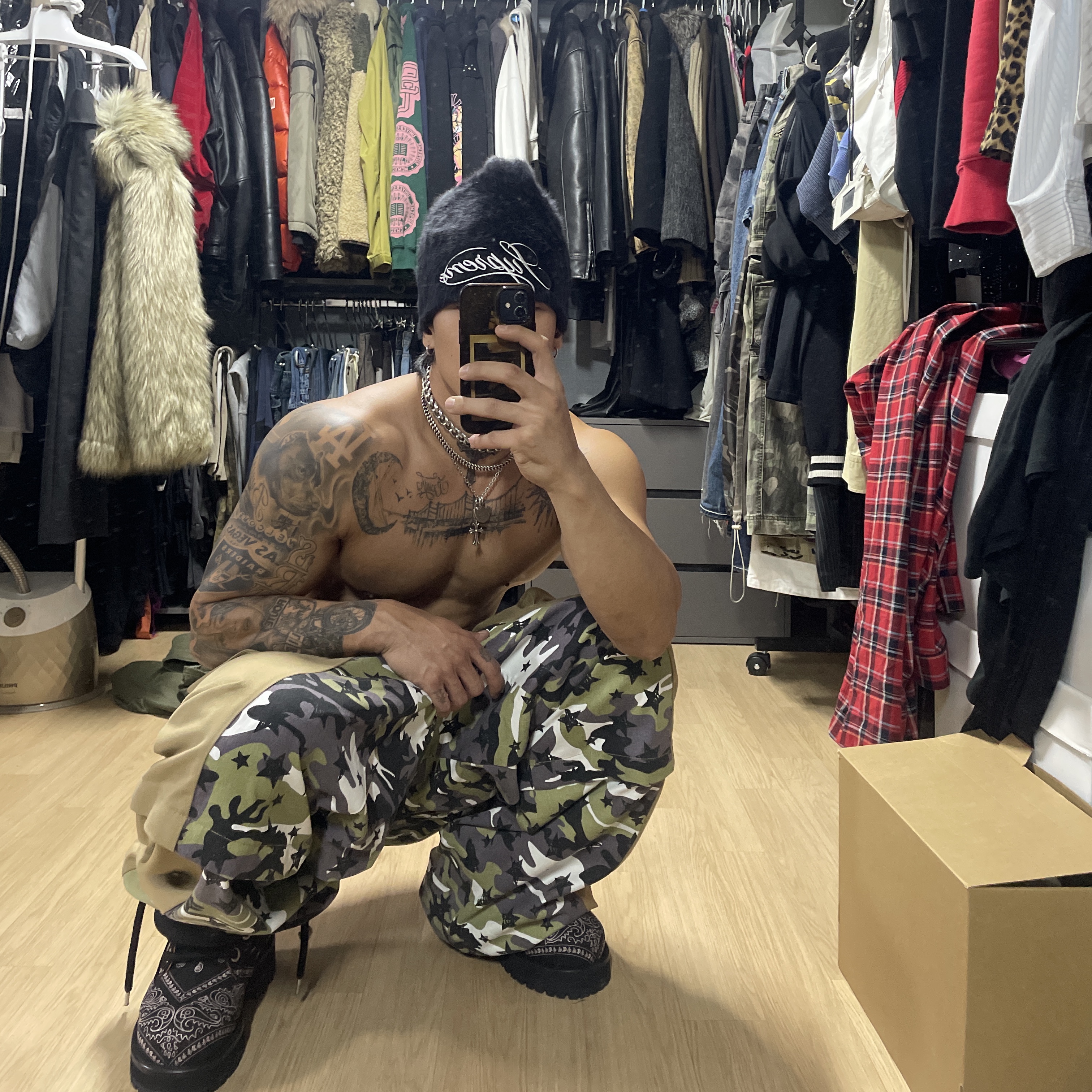 PDF Channel Strada High Top Navy, Supreme x True Religion Puffer Jacket Olive Camo - 25FW 착용 스타일 - 9