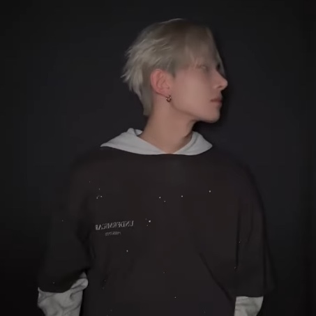 Covernat X Undermycar Waffle Layered Letter Graphic Long Sleeve 착용 스타일 - 1