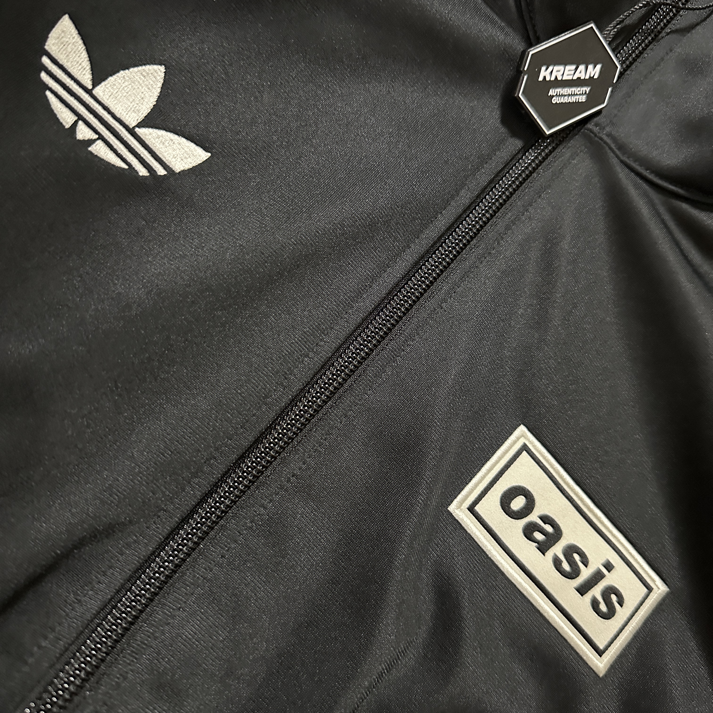 Adidas x Oasis Tour Firebird Track Top Black - KR Sizing 착용 스타일