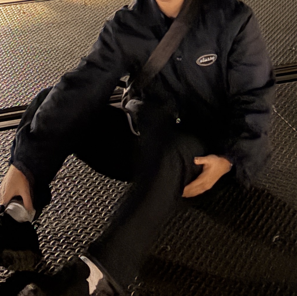 Stussy Coaches Jacket Navy 착용 스타일