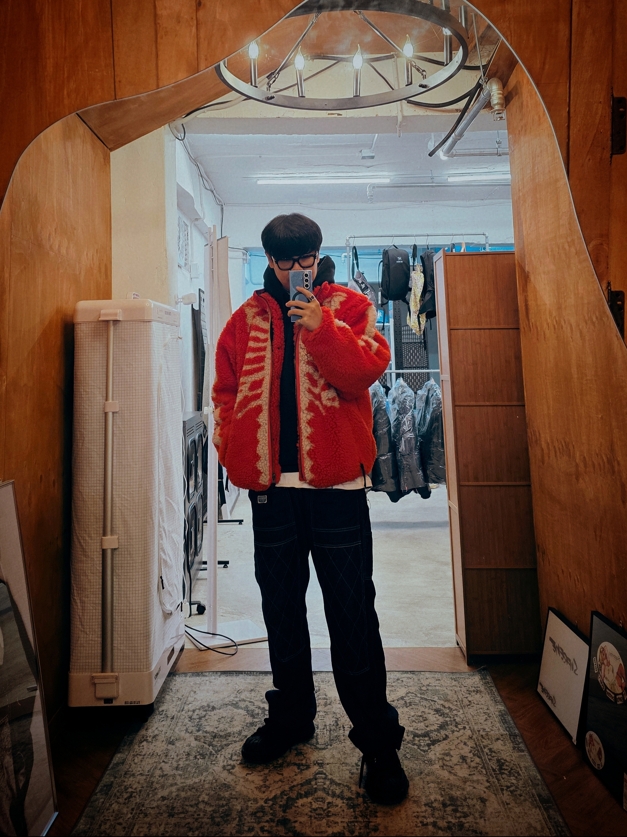 Kapital Bone Pattern Boa Fleece Reversible Blouson Red, Palace x Nike Tri Swoosh Hood Black - 25FW 착용 스타일 - 1