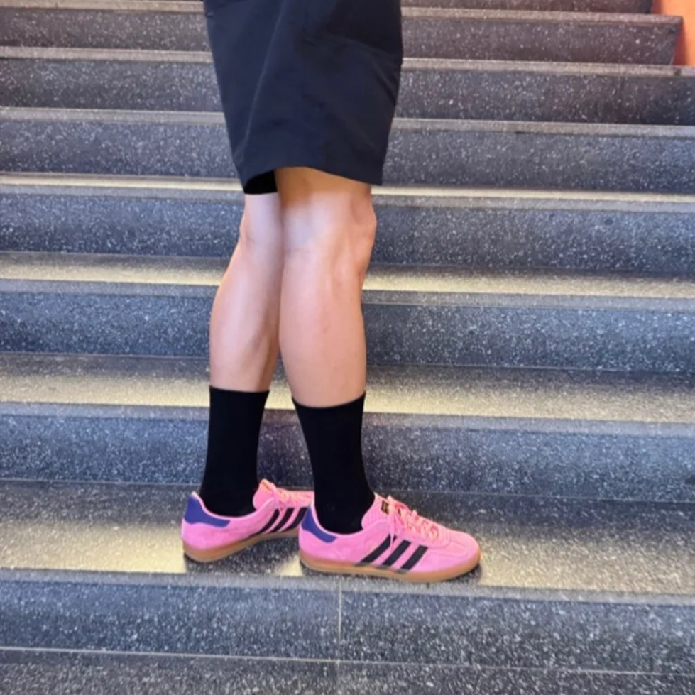 (W) Adidas Gazelle Indoor Bliss Pink 착용 스타일