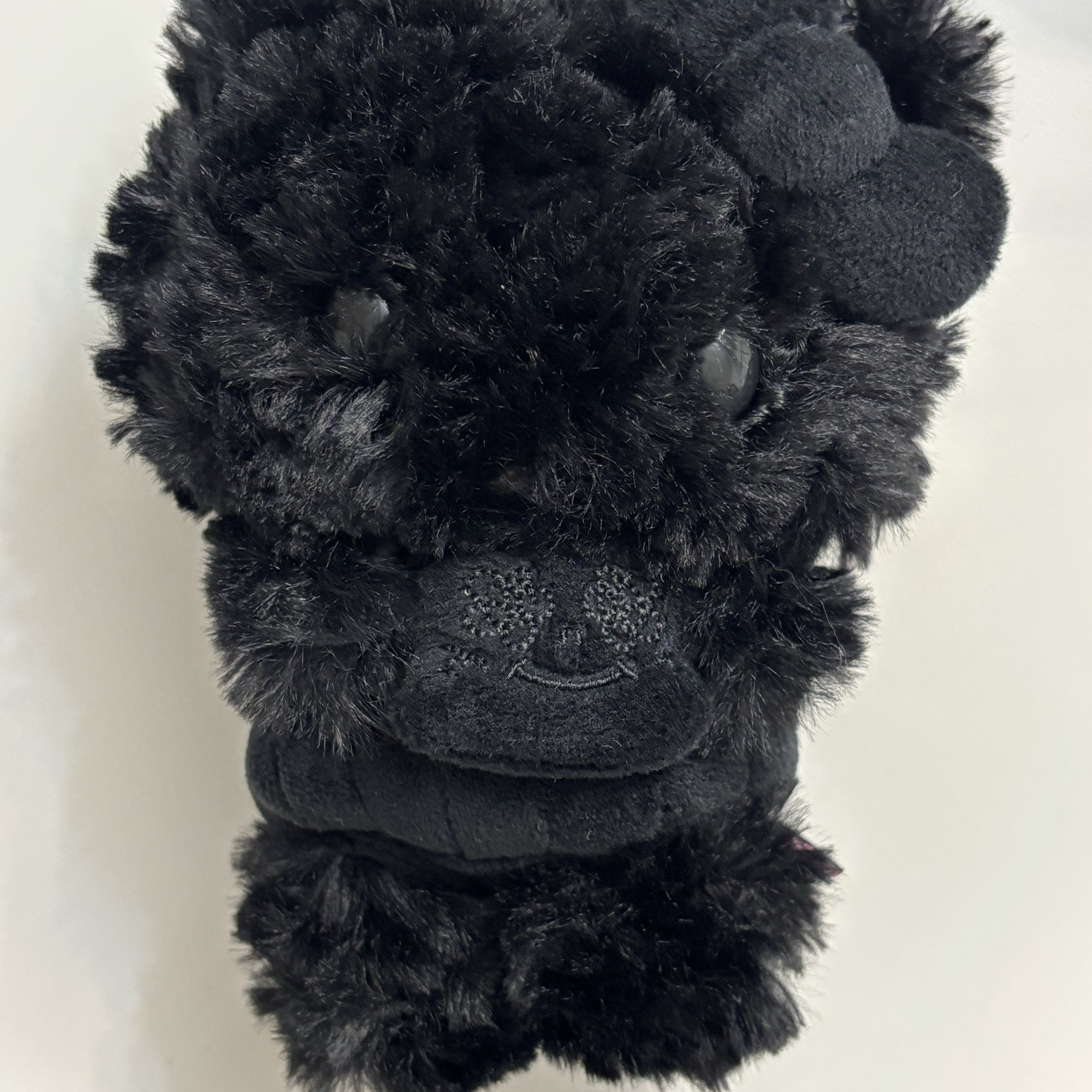 [HELLO KITTY x JISOO] Plush Keychain 착용 스타일
