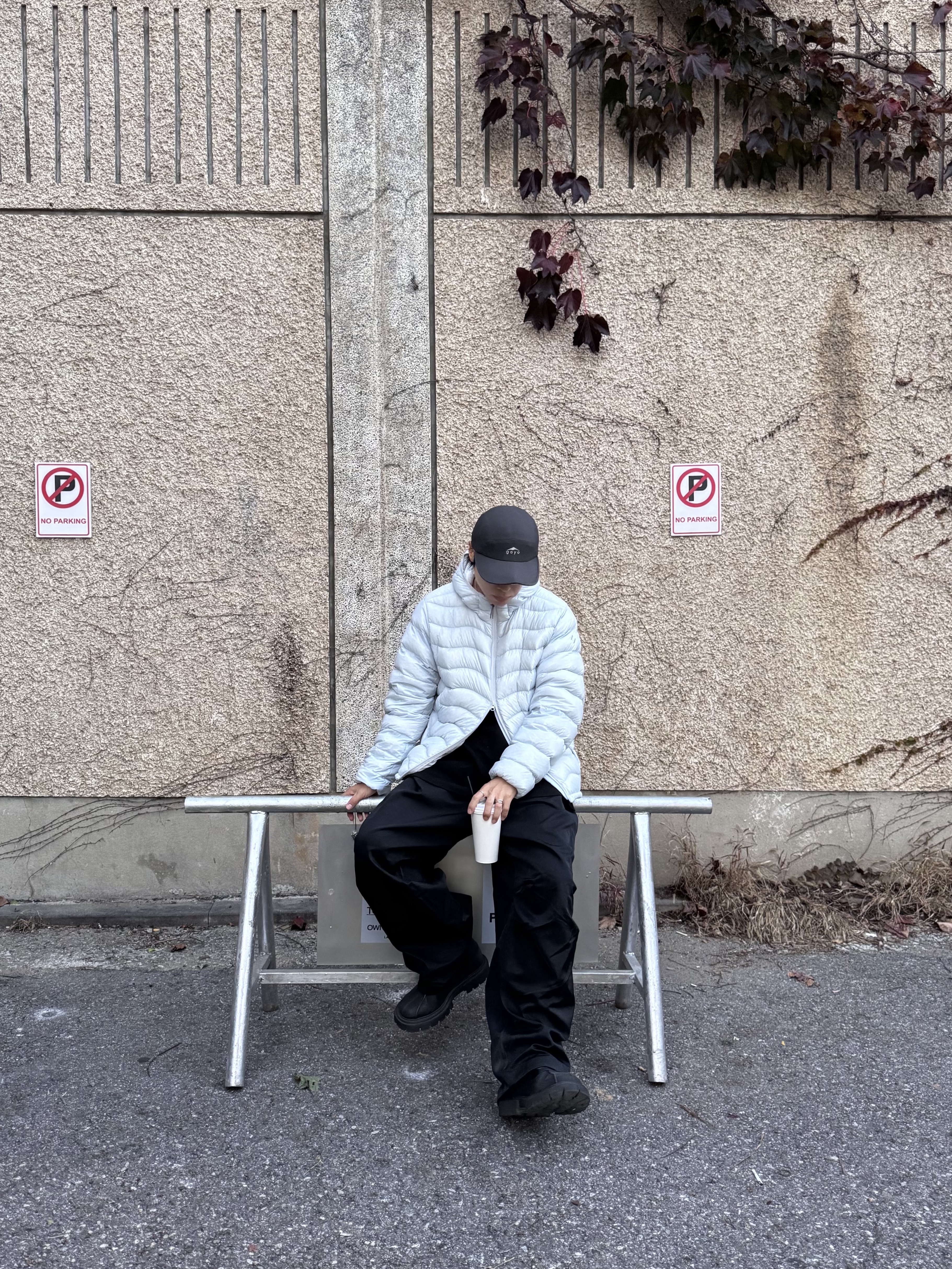 Nonnod Track Pants Black, Oakley Eye Jacket Redux Silver Frame Prizm Black Polarized Lenses High Bridge Fit 착용 스타일 - 3
