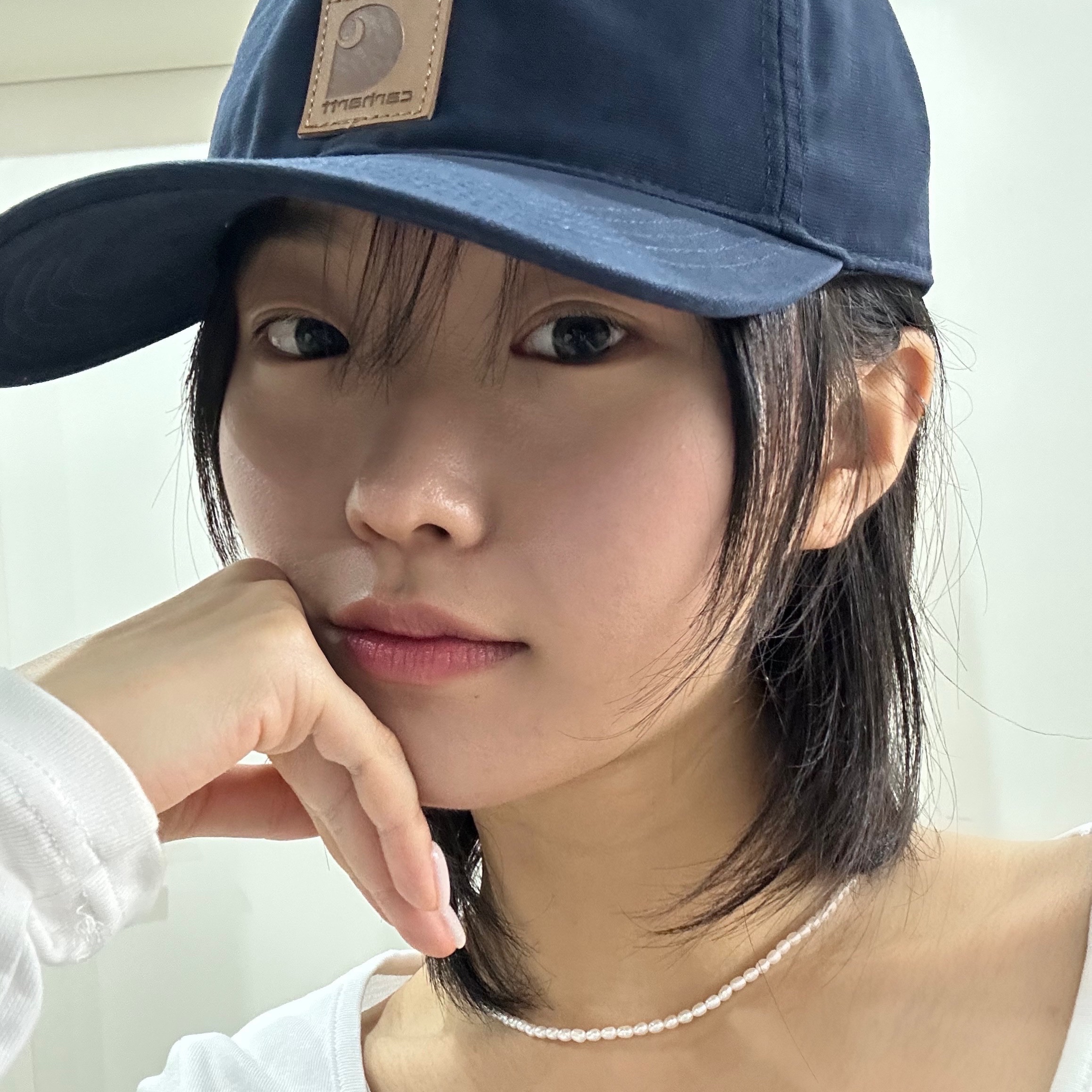 Carhartt Canvas Cap Navy 착용 스타일