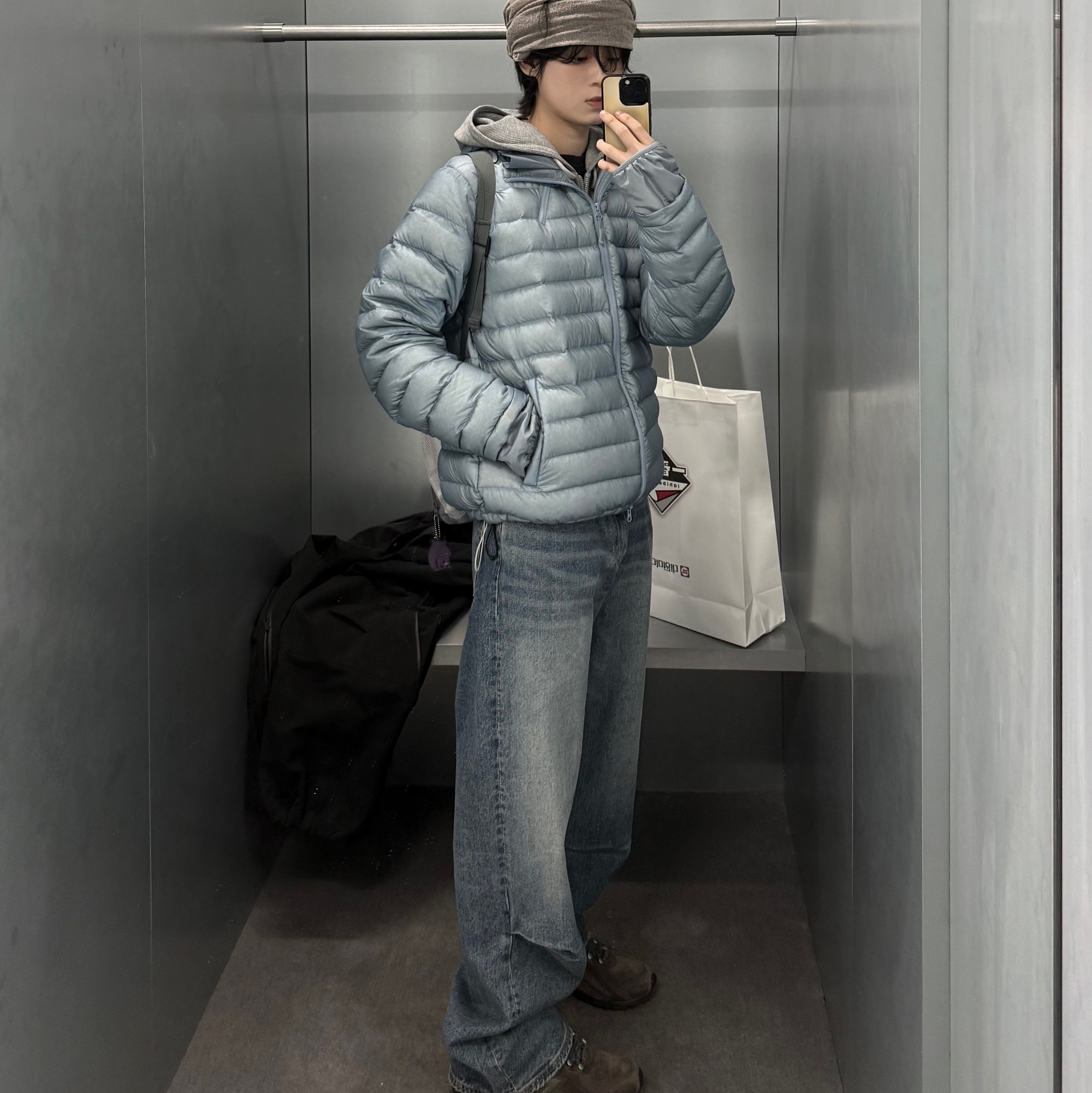 Sansan Gear Suffix Puffer Jacket Sky Blue - 24FW, New Balance x Basketcase 204L Carafe Chocolate Brown 착용 스타일