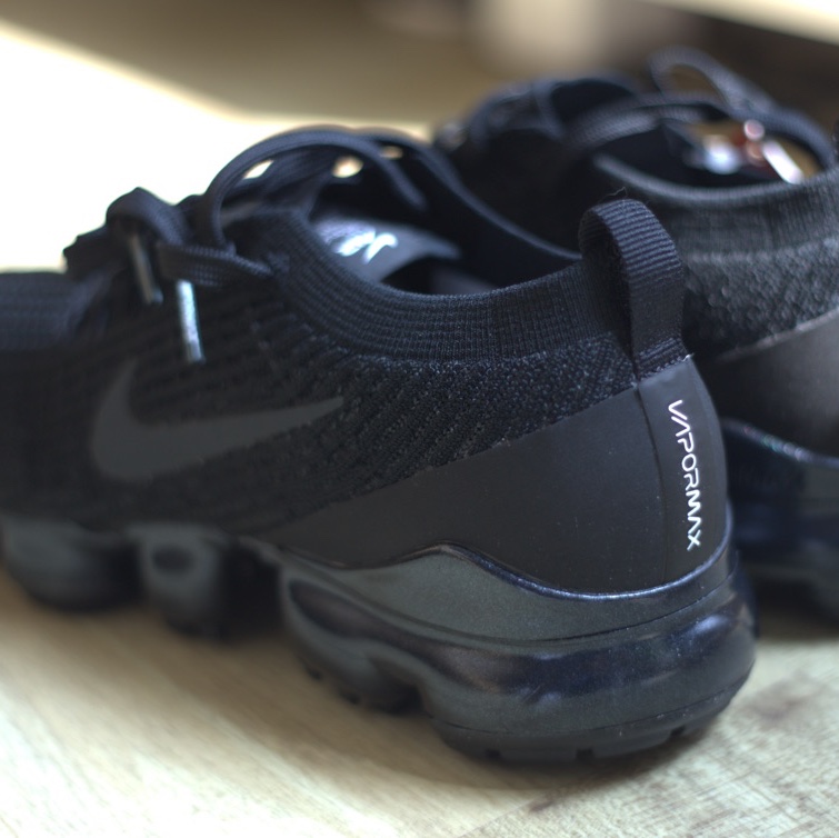 (W) Nike Air VaporMax Flyknit 3 Triple Black 착용 스타일