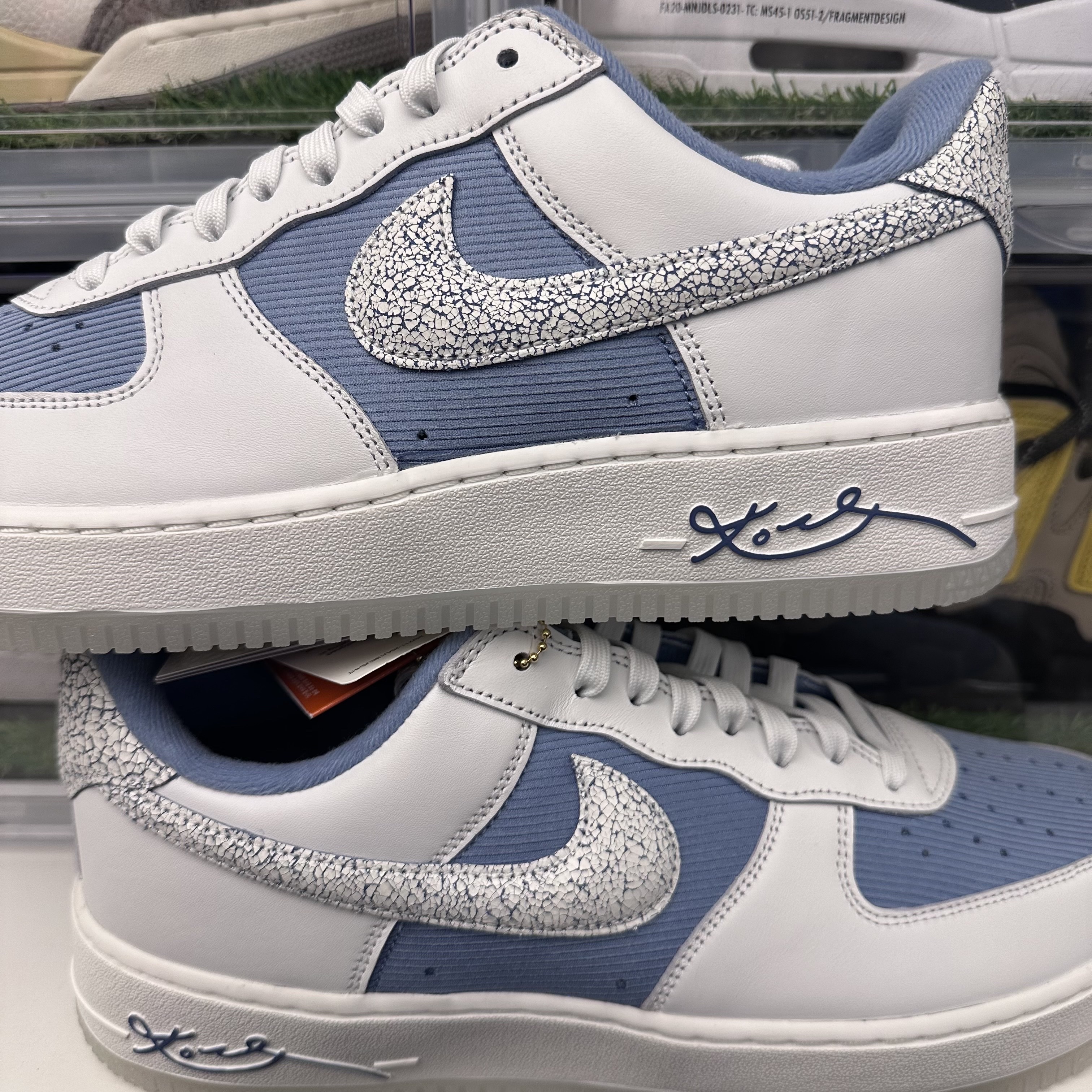 Nike x Kobe Bryant Air Force 1 Low Protro Work Blue Metallic Gold 착용 스타일 - 1