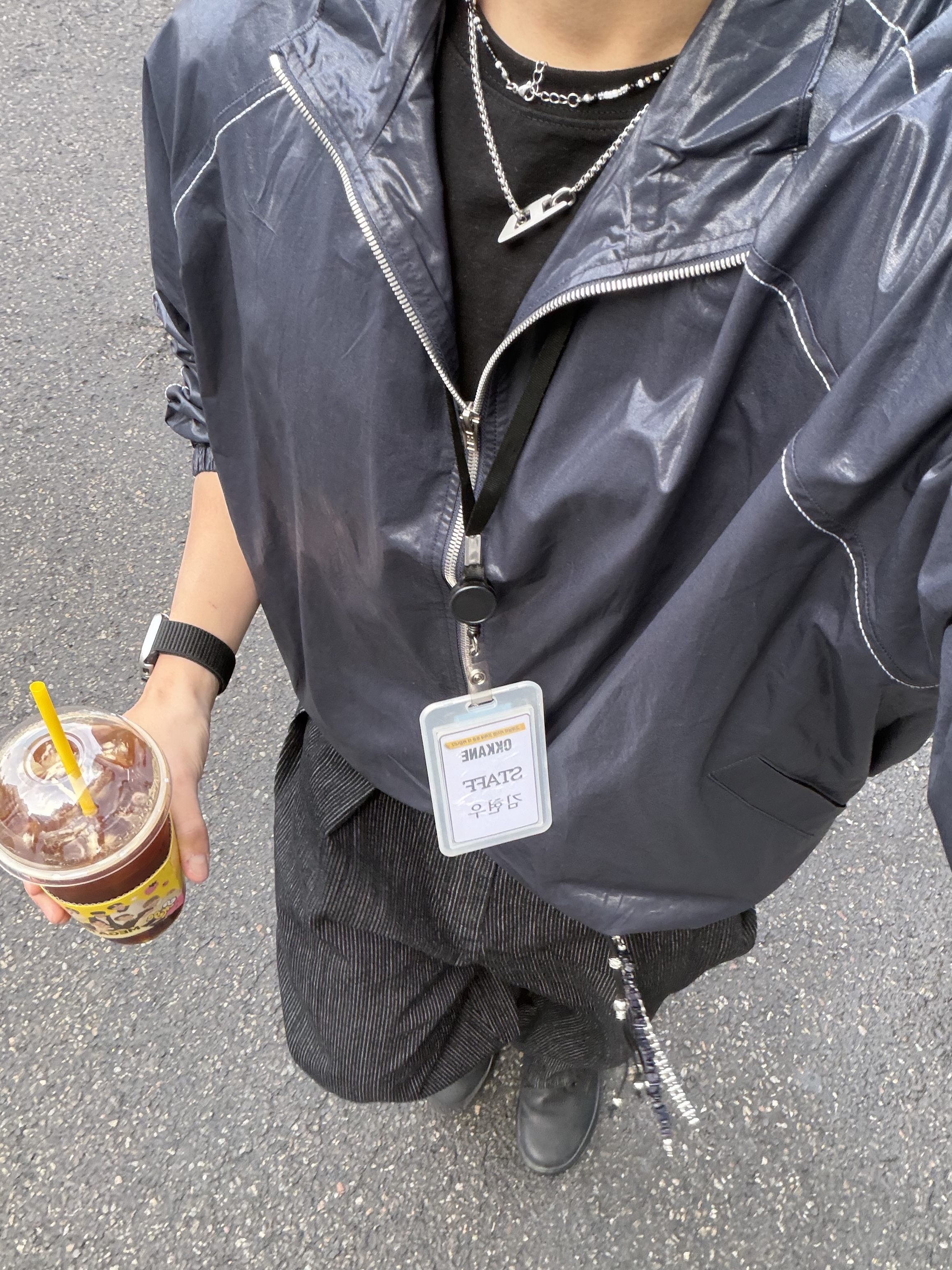 (W) Matin Kim Logo Coating Jumper Navy, Dr. Martens Reeder Wyoming Leather Utility Shoes Black 착용 스타일 - 2
