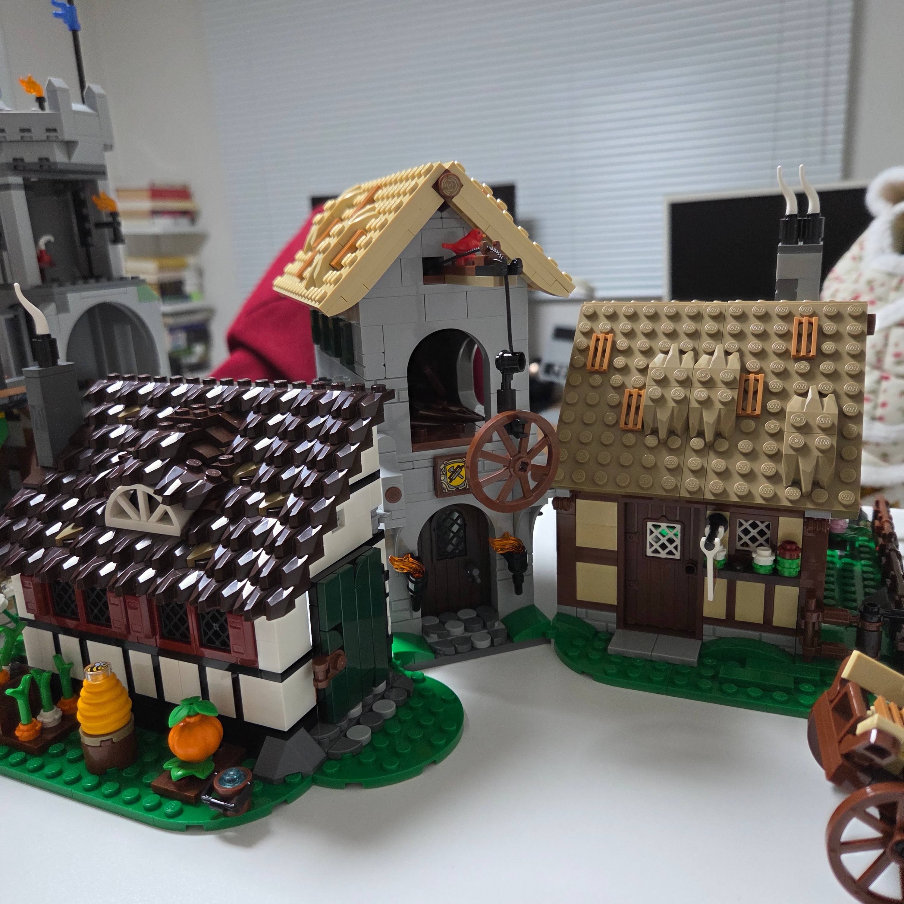 Lego Medieval Town Square 착용 스타일 - 3