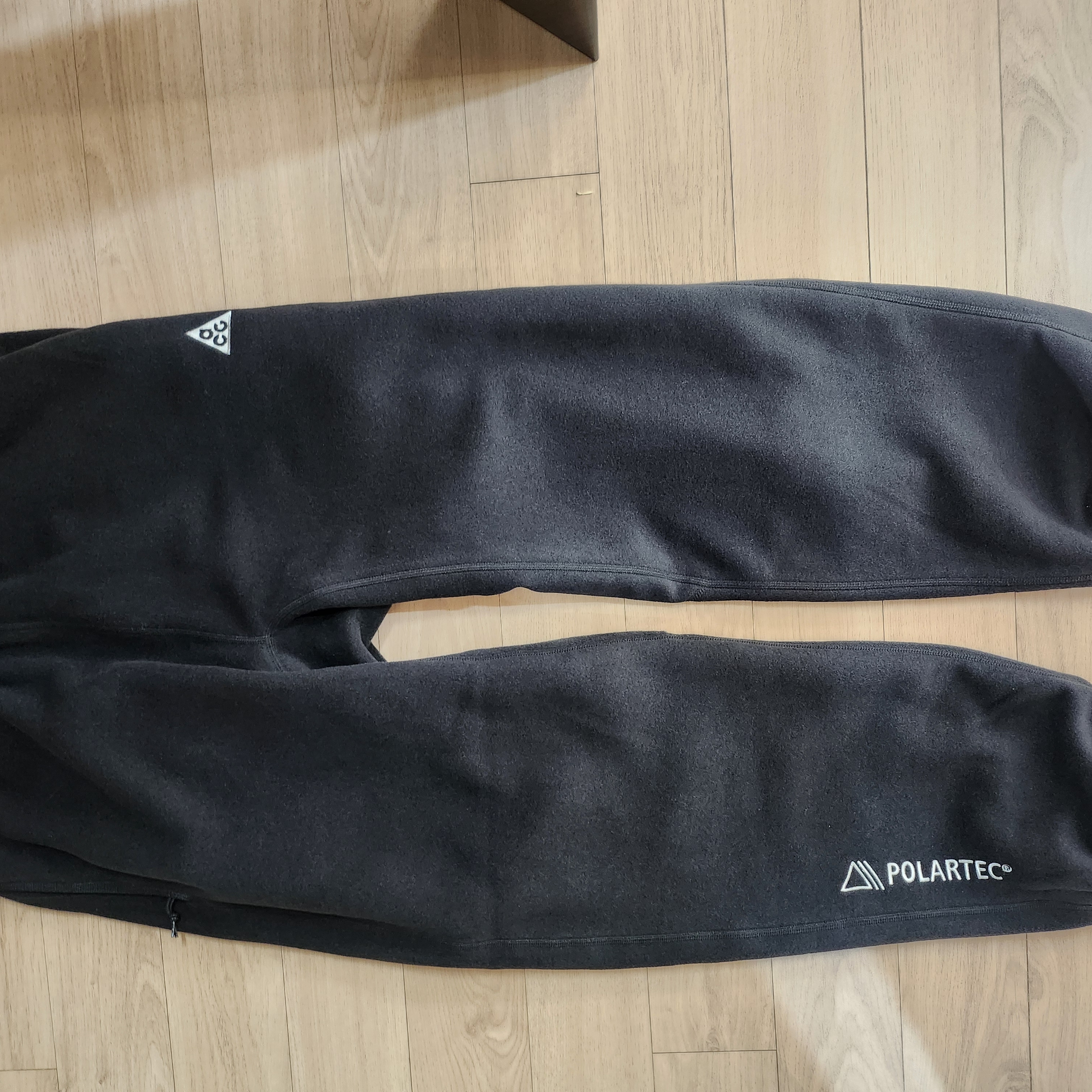 Nike ACG Polartec Wolf Tree Pants Black Summit White - Asia 착용 스타일