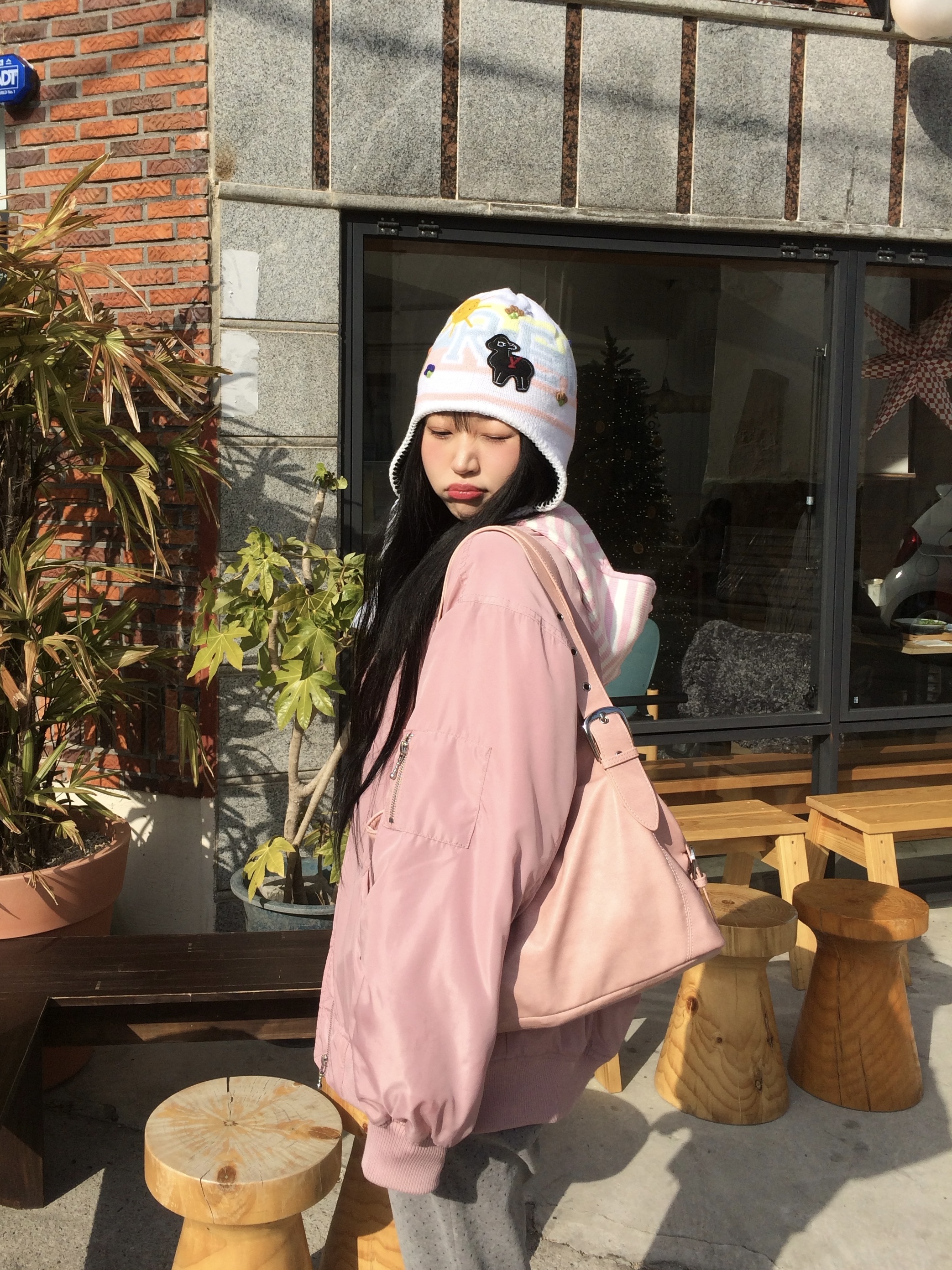 Supreme Felt Applique Earflap Beanie White - 25FW 착용 스타일 - 2