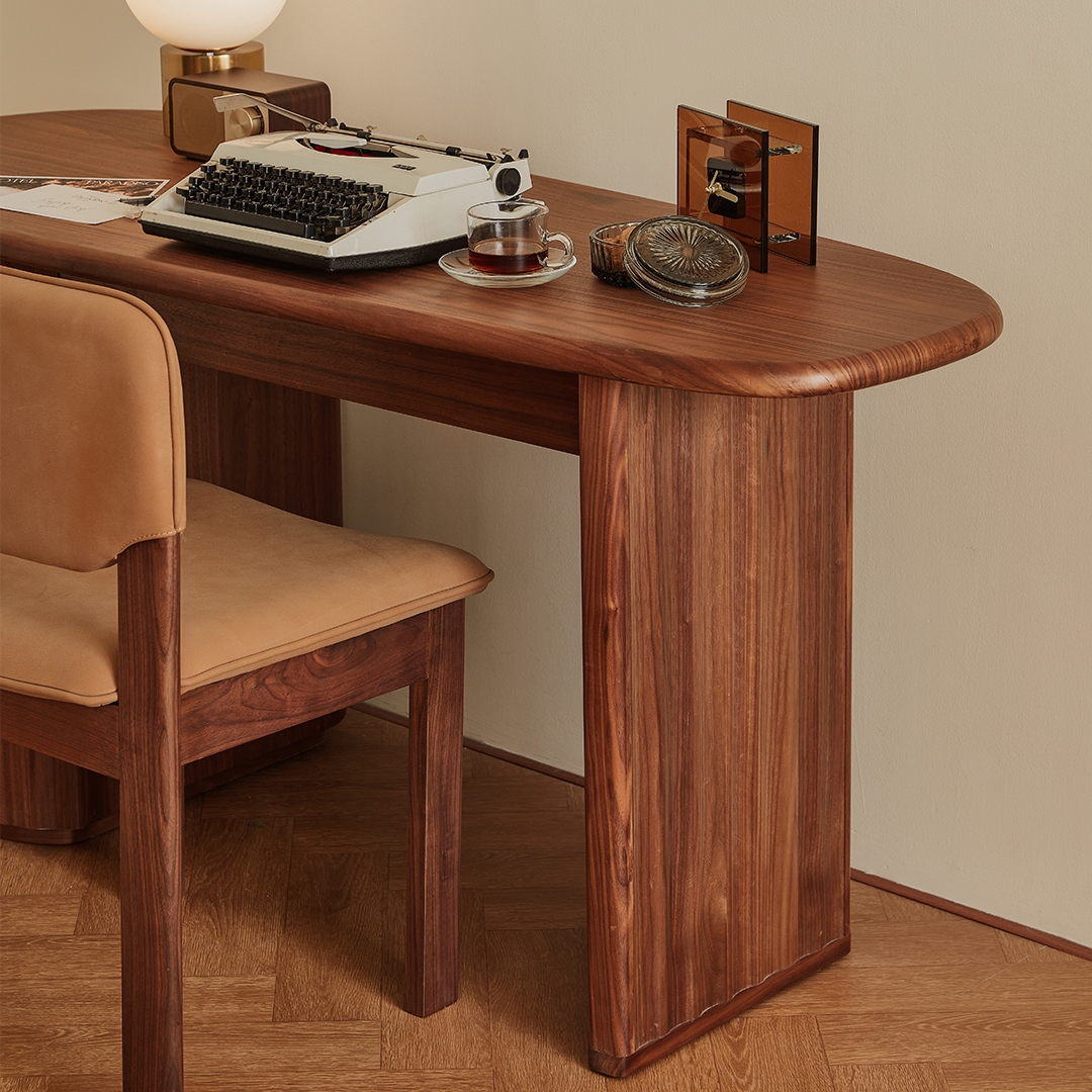 [3% 포인트 적립] COMMUNE Hotel paradiso desk, [3% 포인트 적립] COMMUNE Hotel paradiso dining chair 착용 스타일 - 1