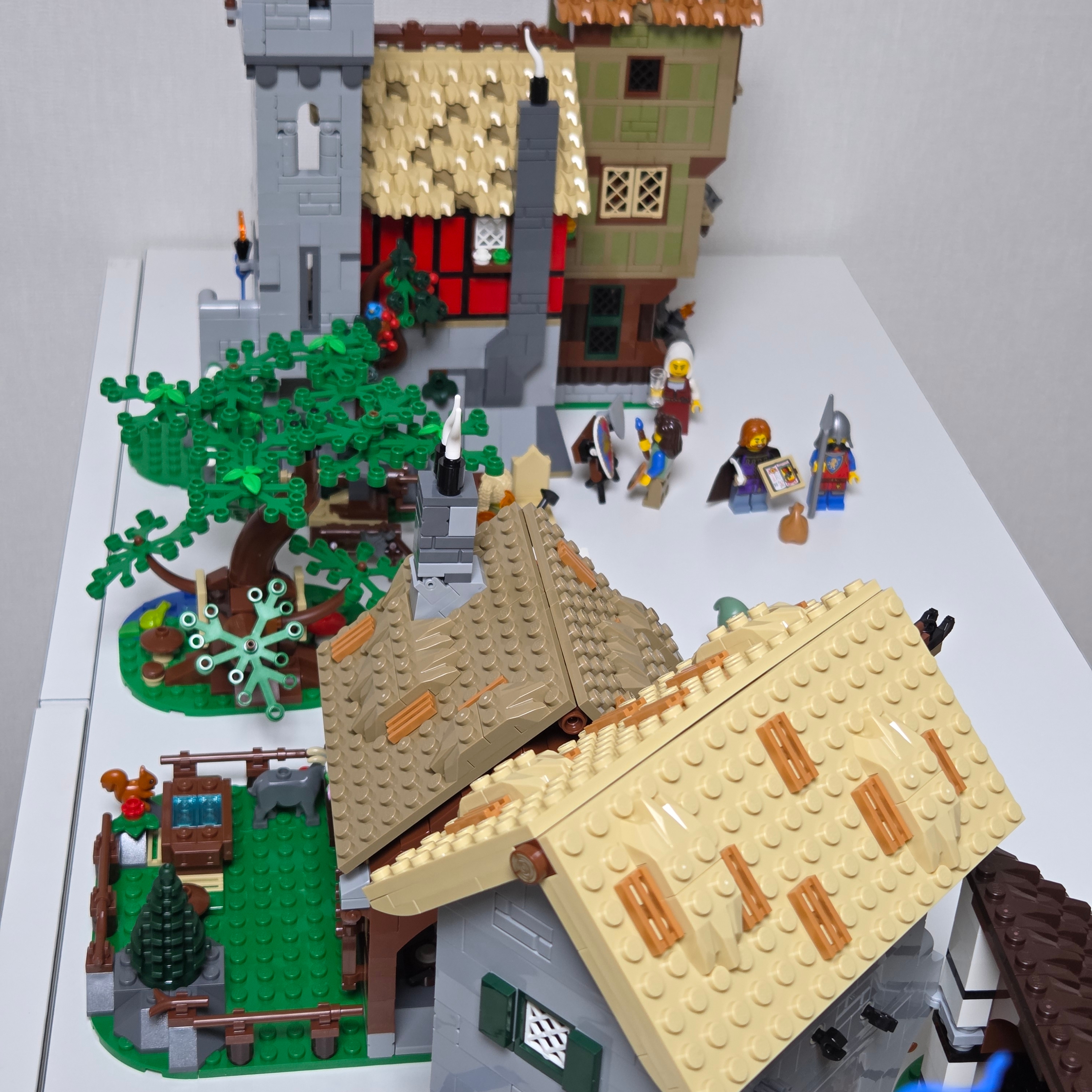 Lego Medieval Town Square 착용 스타일 - 4