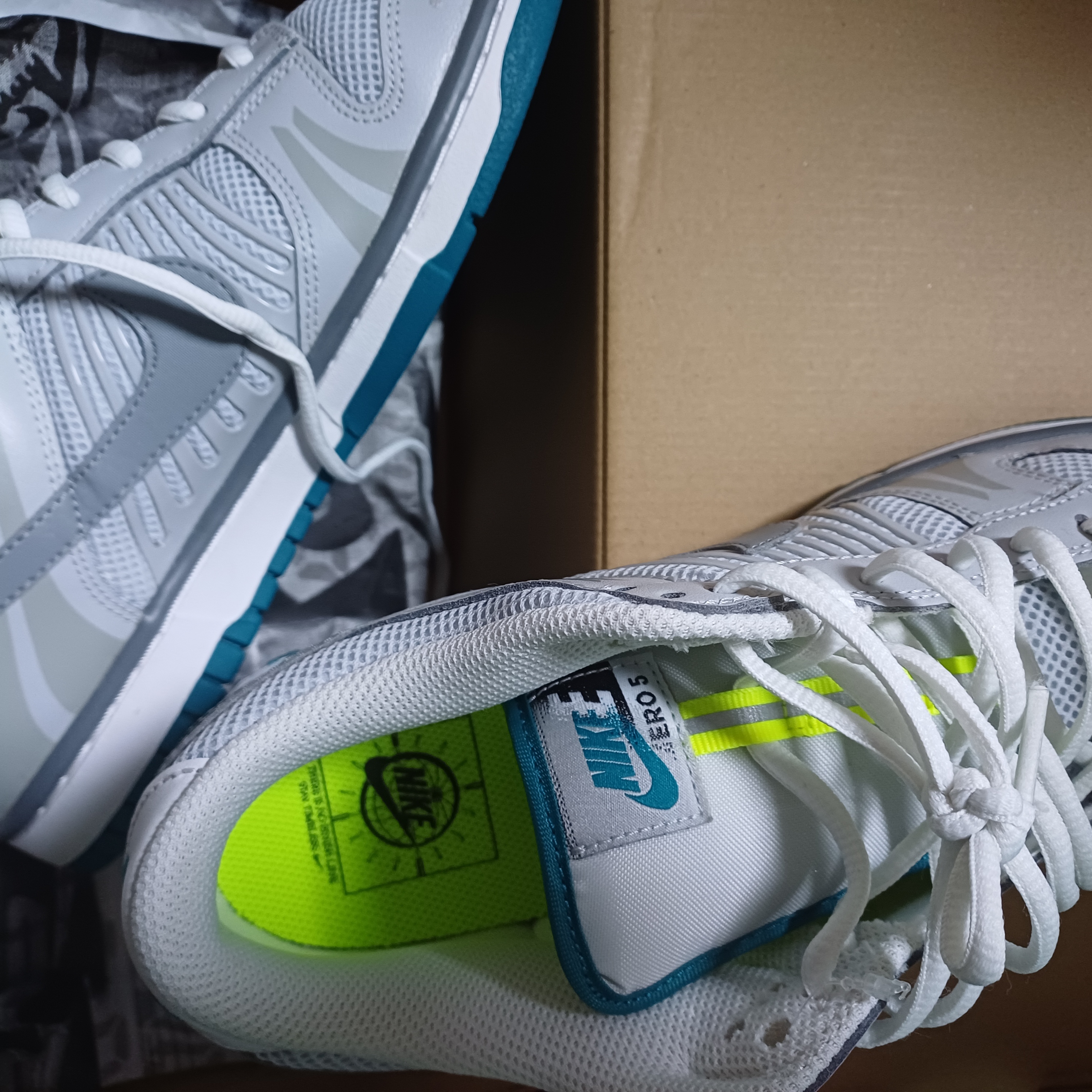 (W) Nike Dunk Low Grey Fog and Blustery 착용 스타일
