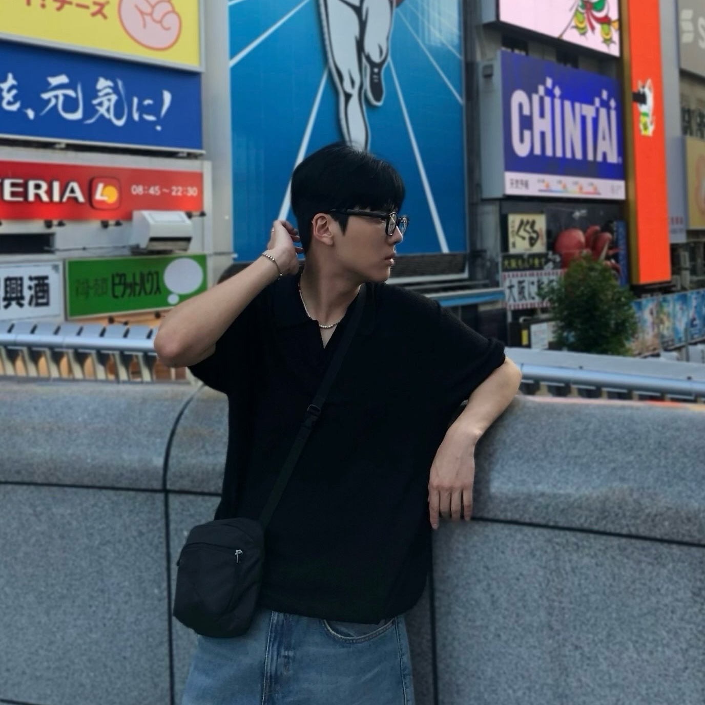 Arc'teryx Mantis 2 Waistpack Black II 착용 스타일