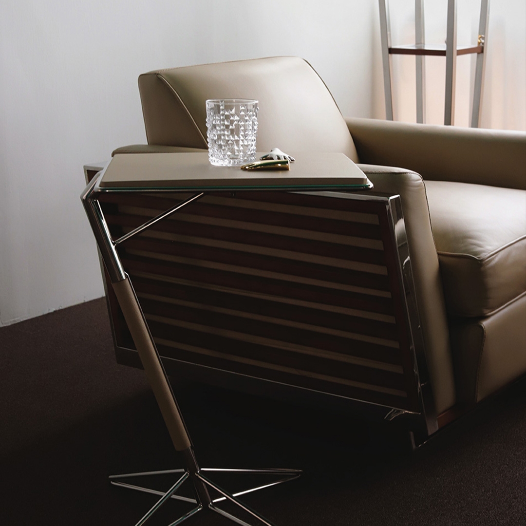 [3% 포인트 적립] DE BEJARRY Courcelles sidetable, [3% 포인트 적립] DE BEJARRY Napoli 1-person sofa club chair black 착용 스타일
