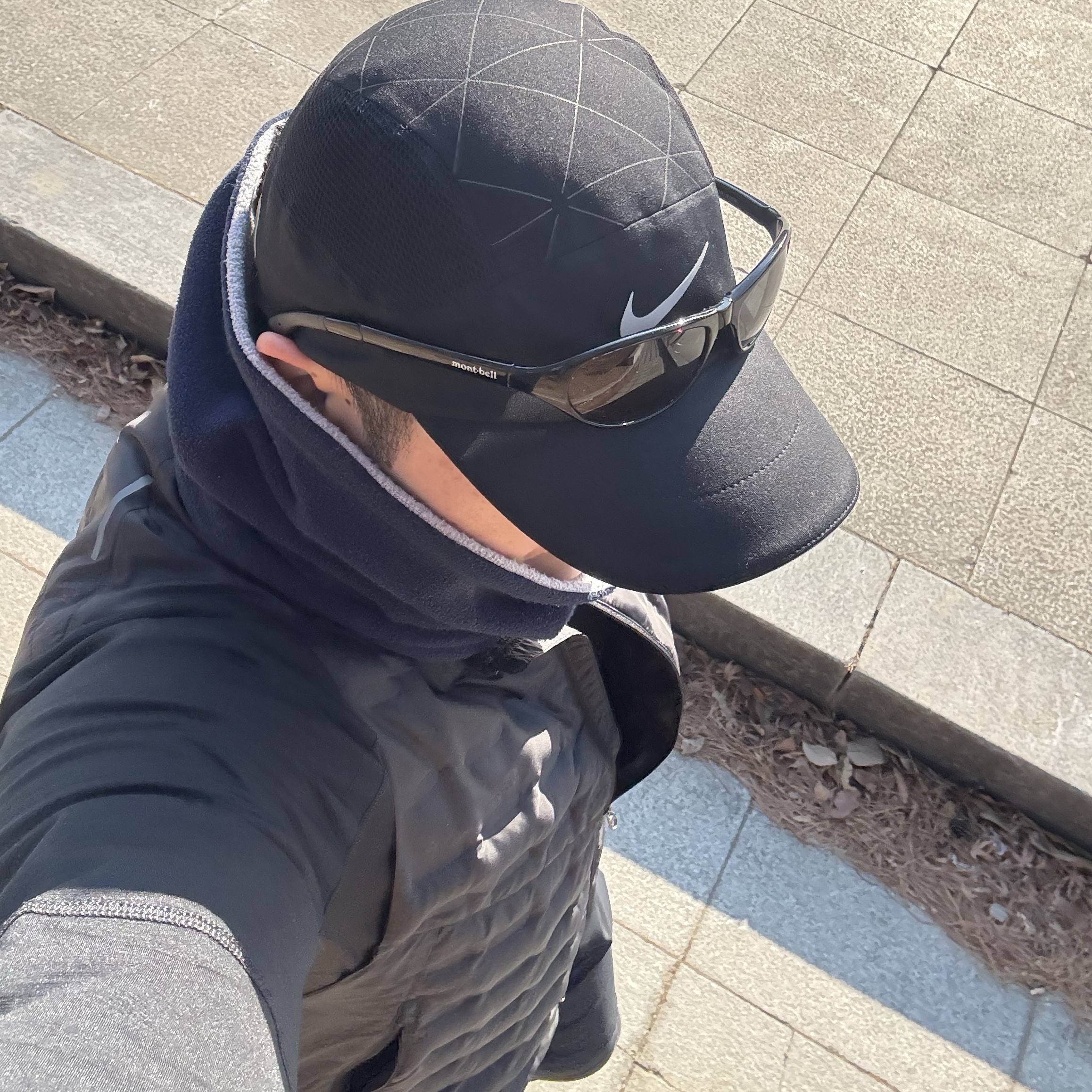 Nike Therma-Fit ADV Repel Down Running Vest Black - Asia, Montbell Trekking Glasses Black Grey 착용 스타일