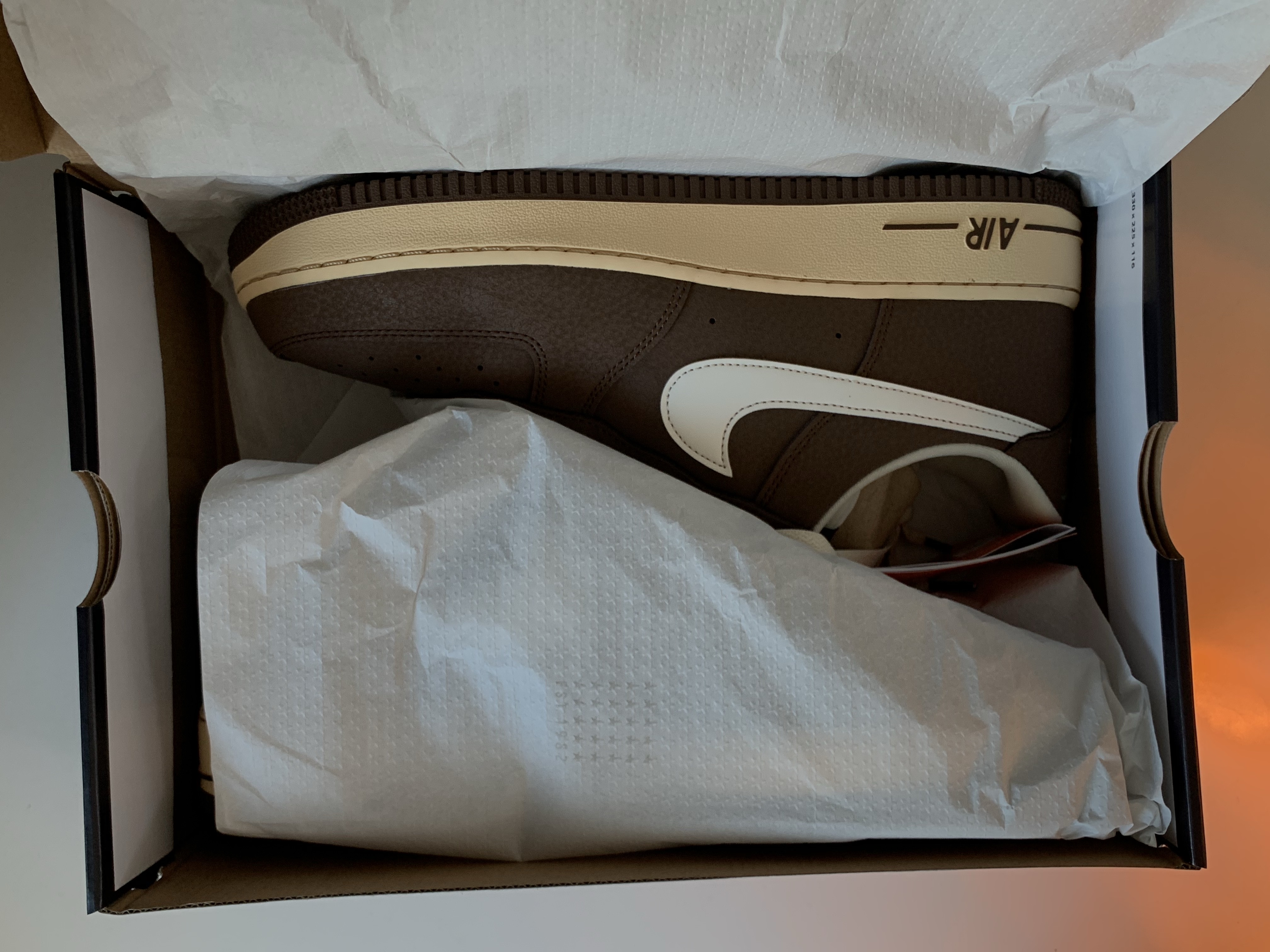 Nike Air Force 1 '07 Cacao Wow Coconut Milk, (W) Nike Air Force 1 '07 WB Flax Wheat 착용 스타일 - 8