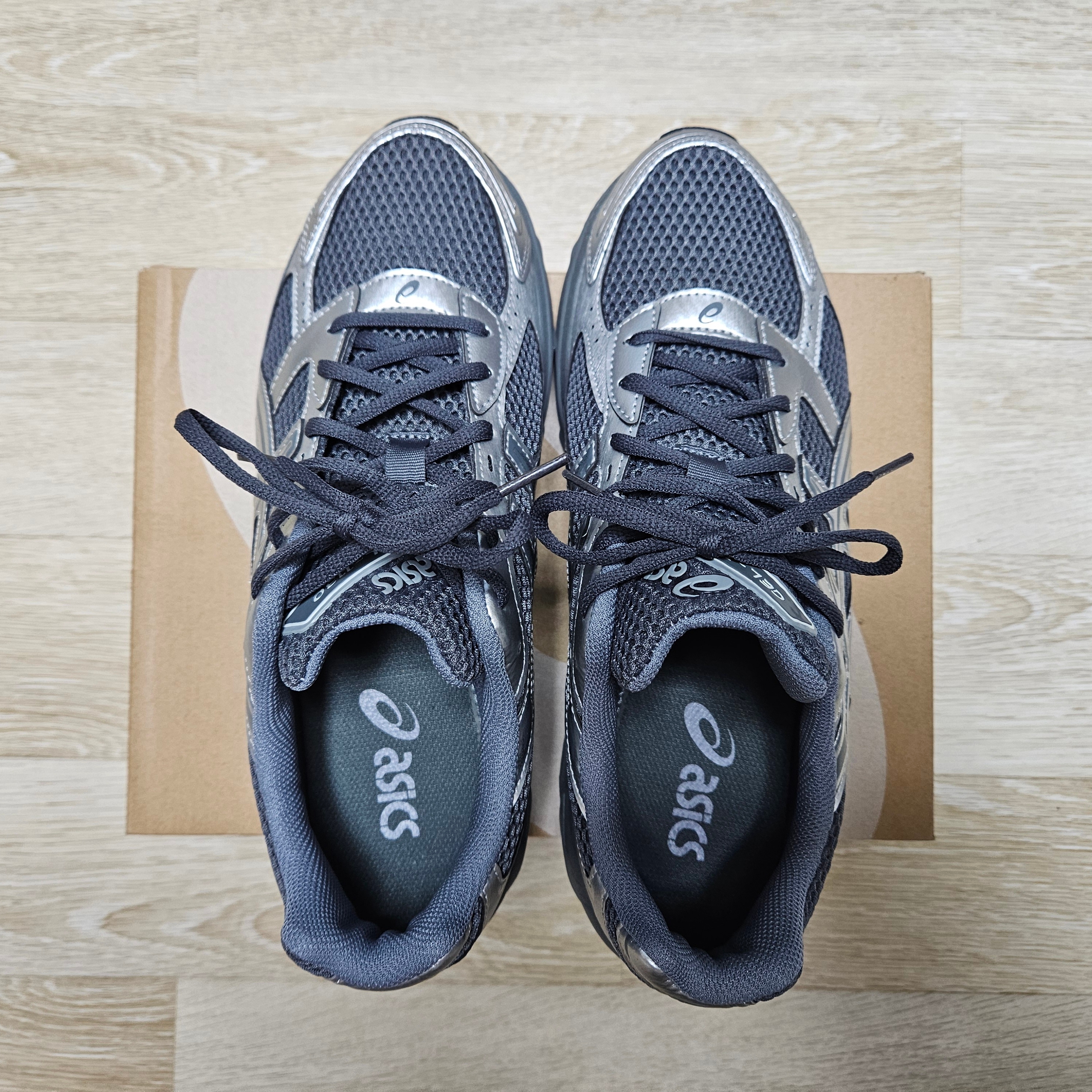 Asics Gel-1130 Steel Grey Pure Silver 착용 스타일 - 2