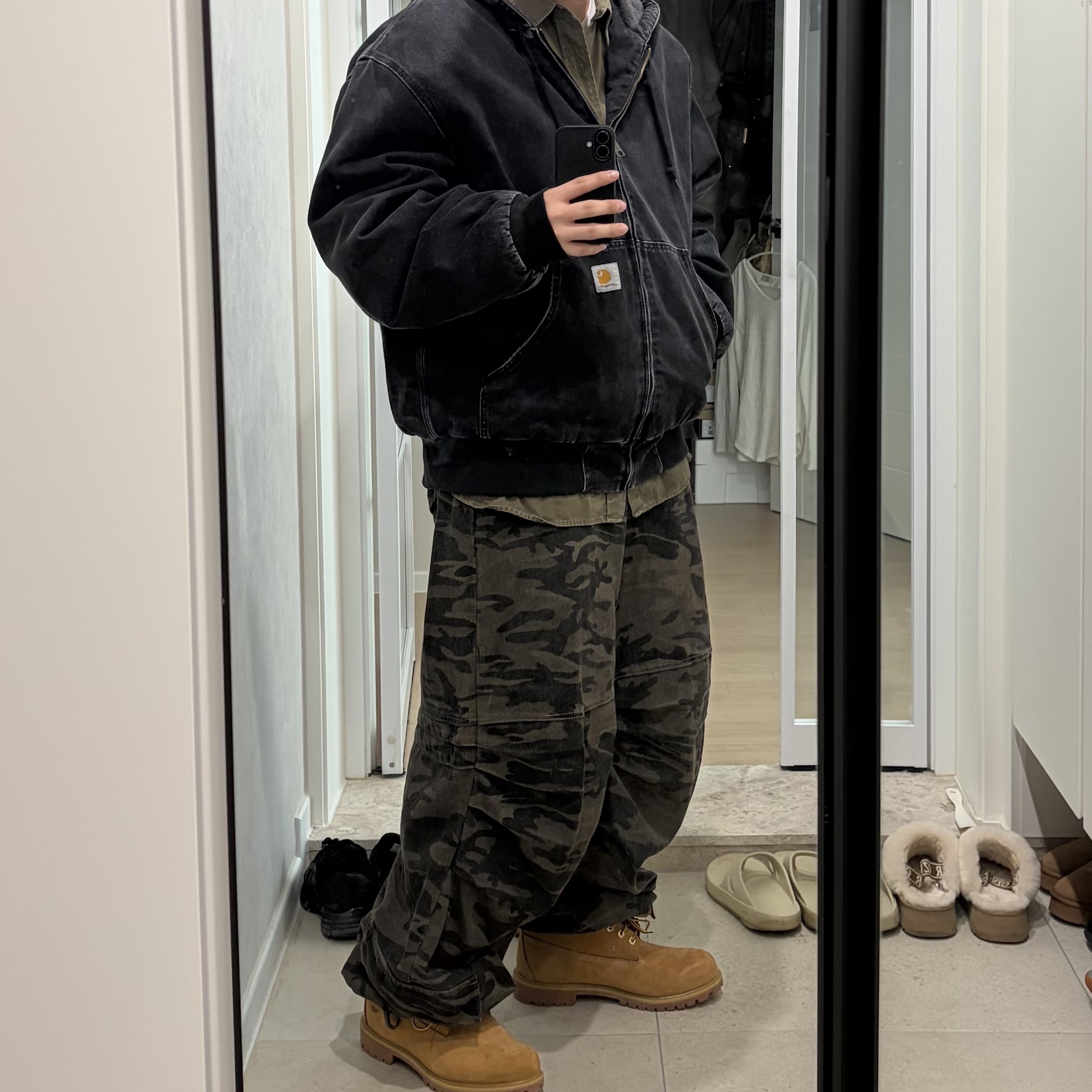 Timberland Premium 6 inch Waterproof Boot Wheat Nubuck - Wide, Carhartt WIP OG Active Jacket Black Stone Canvas 착용 스타일