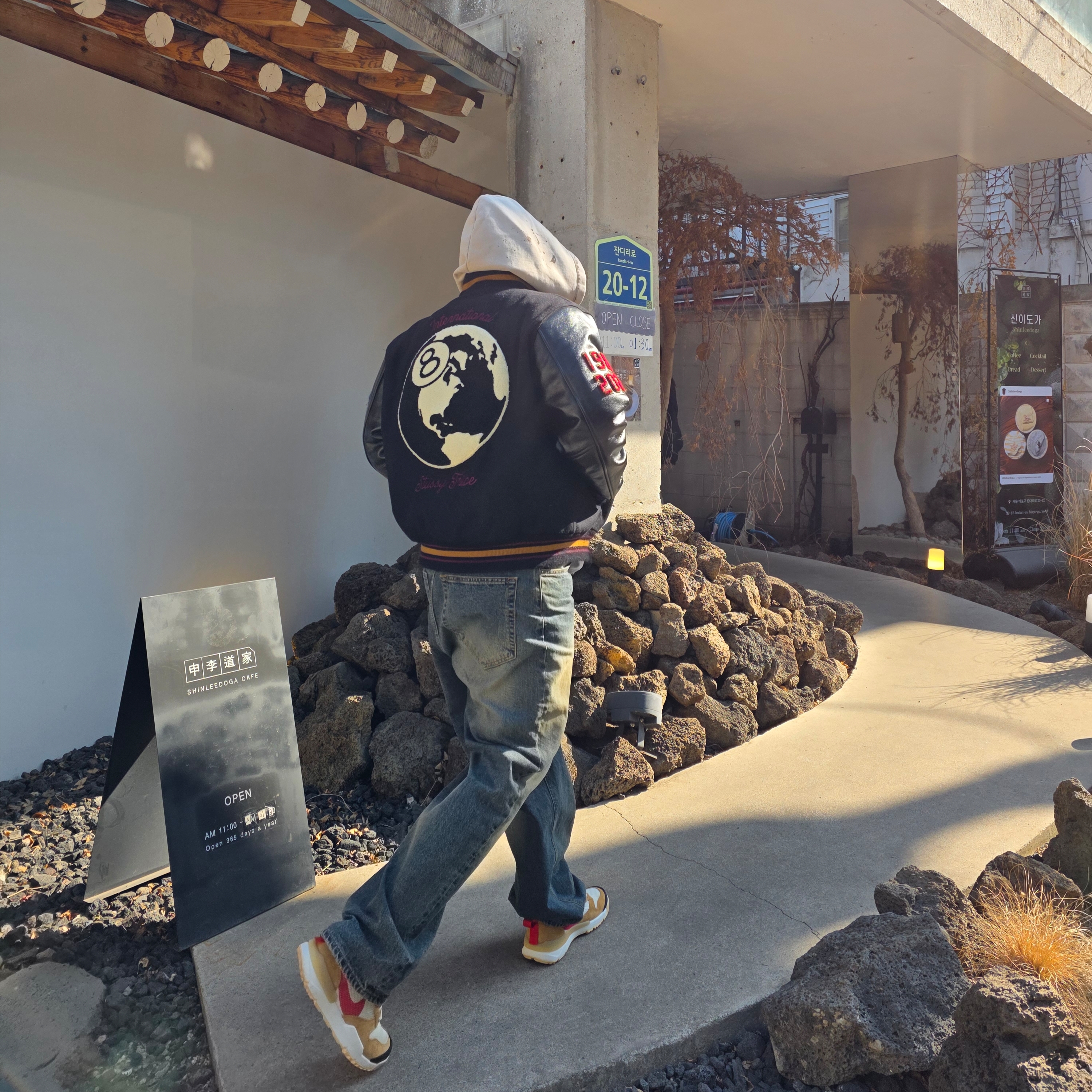 Nike x Tom Sachs Mars Yard Shoe 3.0 Space Camp, Undermycar Mu.26 Anti Fxxking Logo Play Brush Washed Wide Jeans Oil Blue 착용 스타일