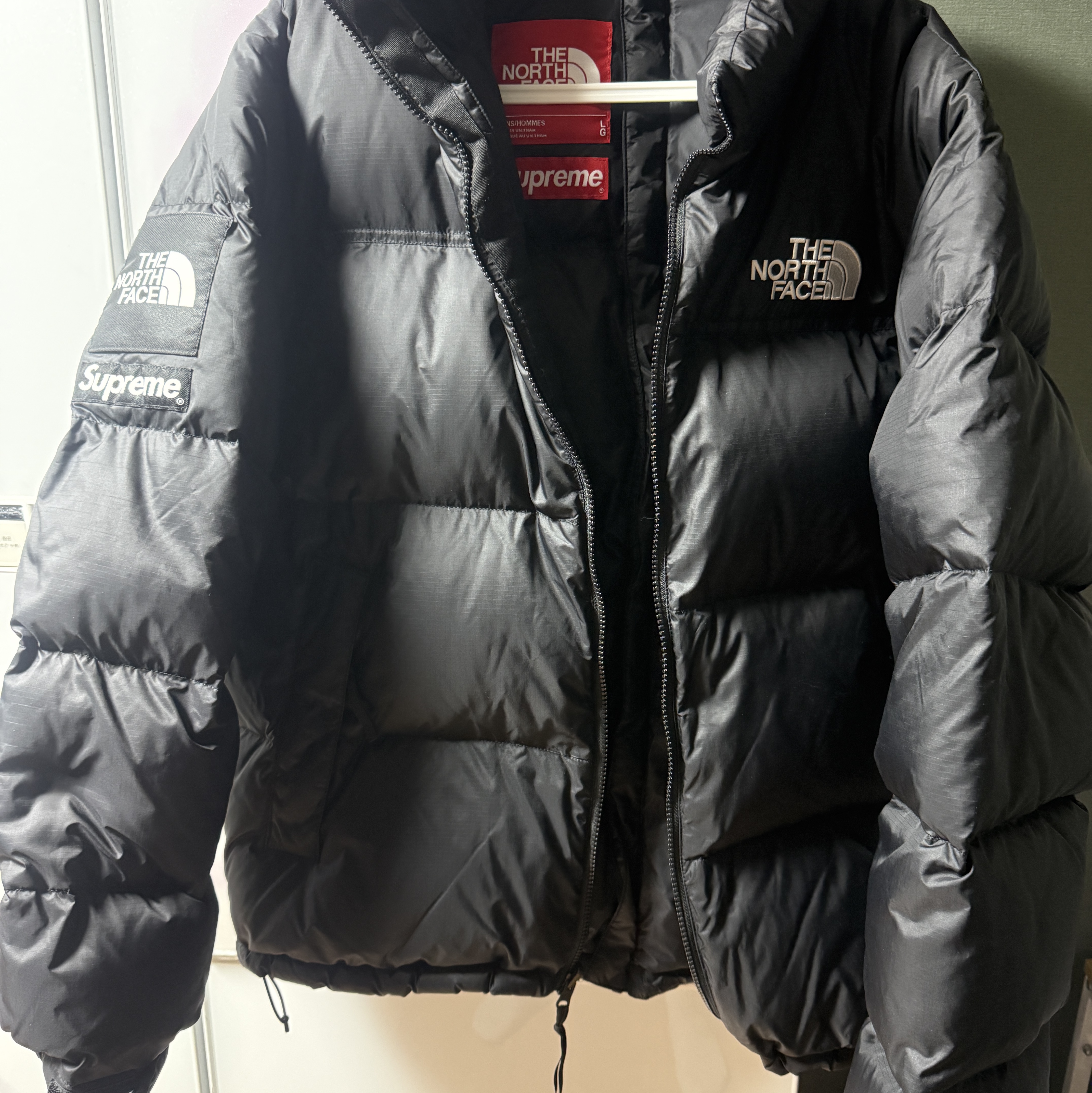 Supreme x The North Face Split Nuptse Jacket Black - 24SS 착용 스타일