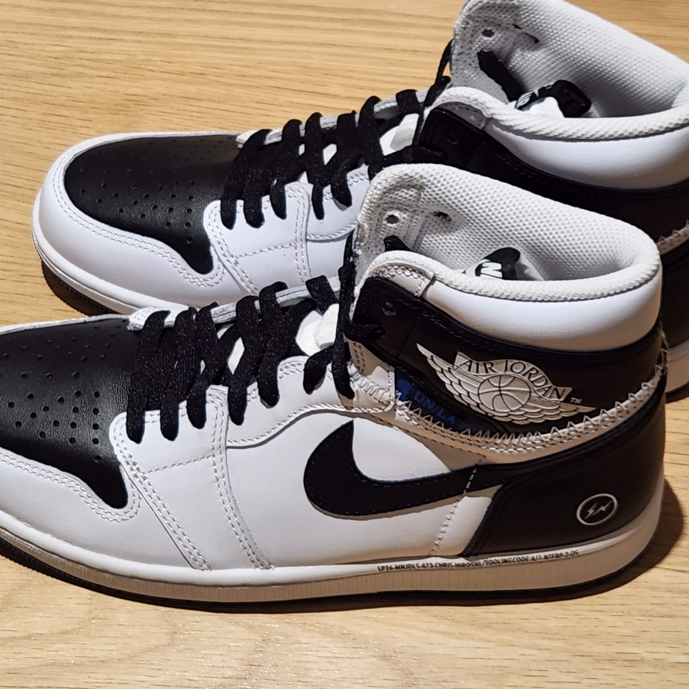 Jordan 1 x Fragment x Union LA High OG SP White Black 착용 스타일 - 3