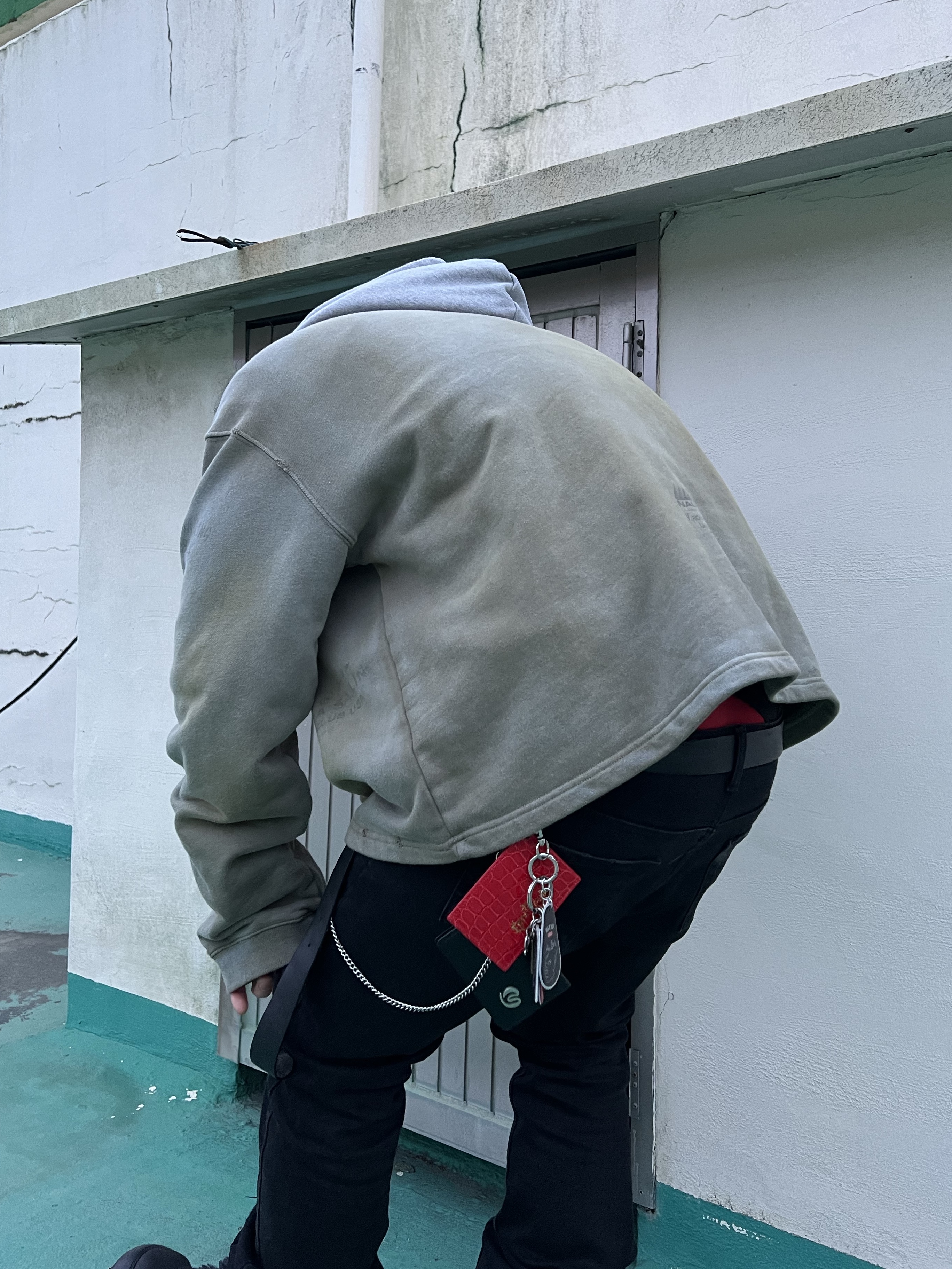 Undermycar Crewgu Double Layered Flared Jeans Moonless Night - 23FW 착용 스타일 - 2
