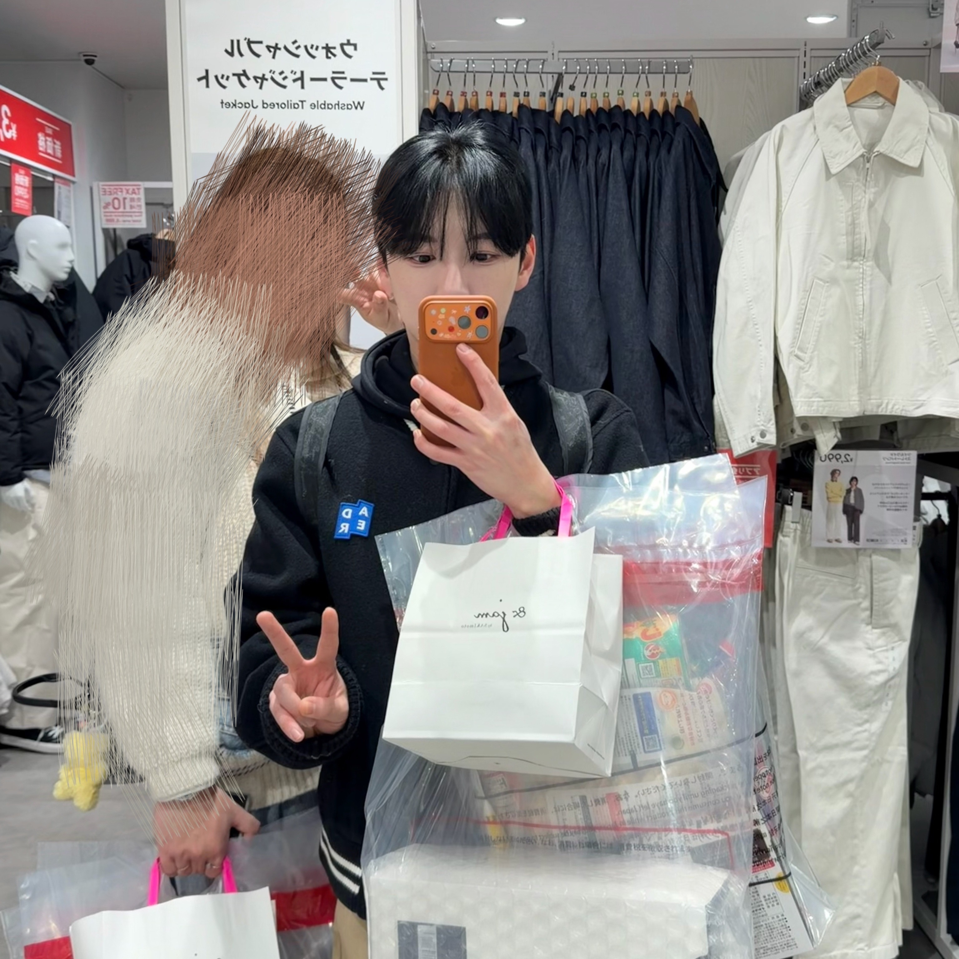 Ader Error Sig; TRS Tag Varsity Jacket 01 Noir 착용 스타일 - 1