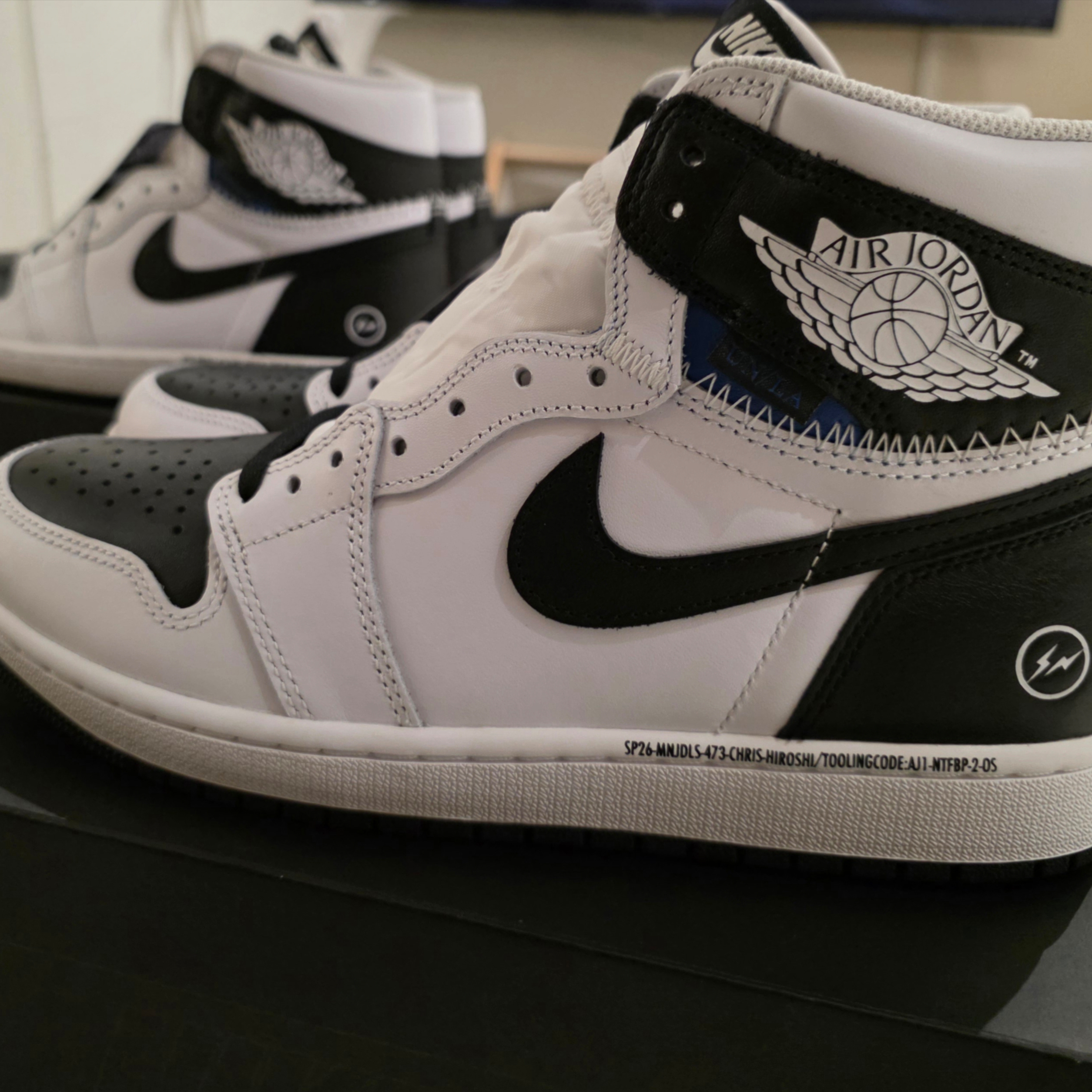 Jordan 1 x Fragment x Union LA High OG SP White Black 착용 스타일 - 2