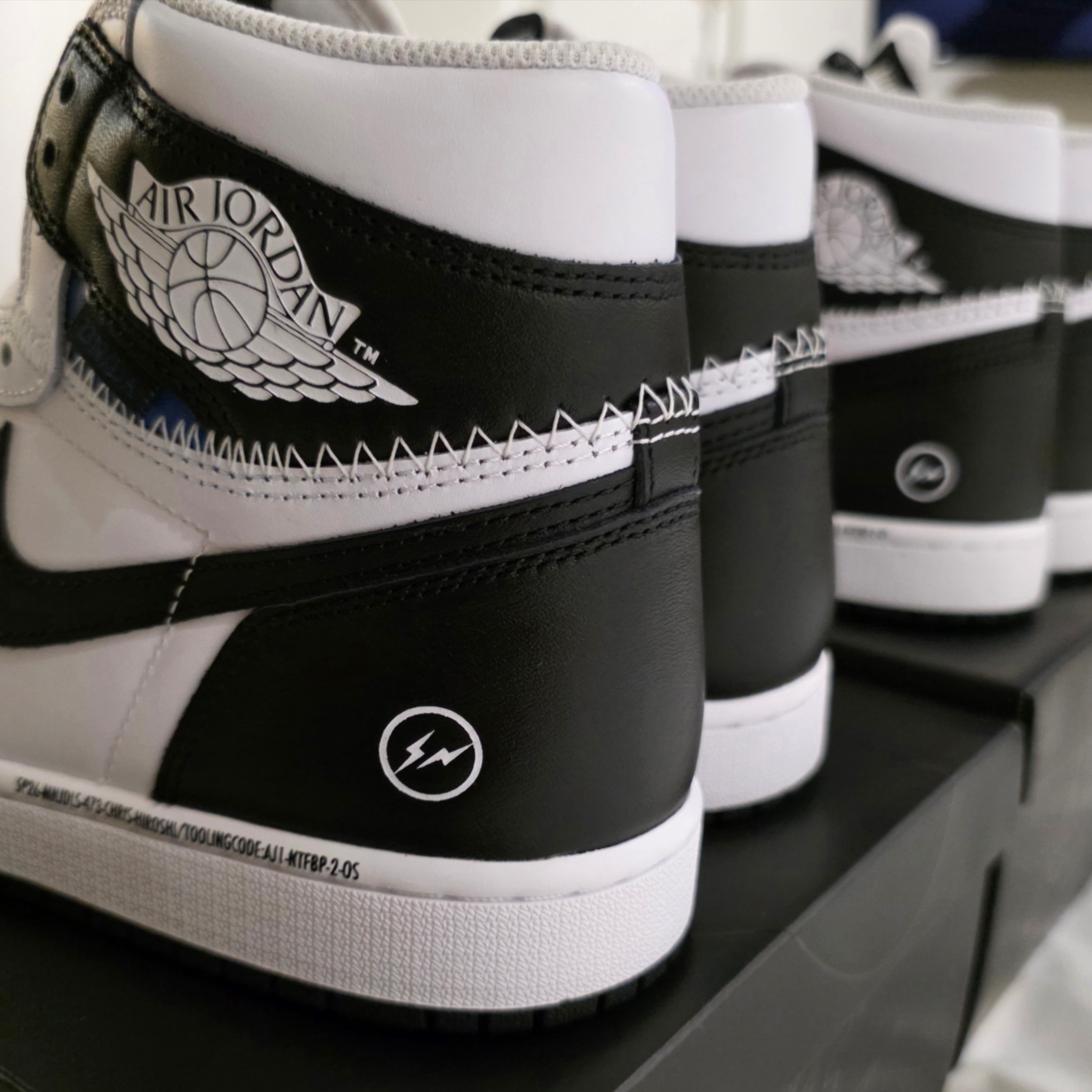 Jordan 1 x Fragment x Union LA High OG SP White Black 착용 스타일 - 1