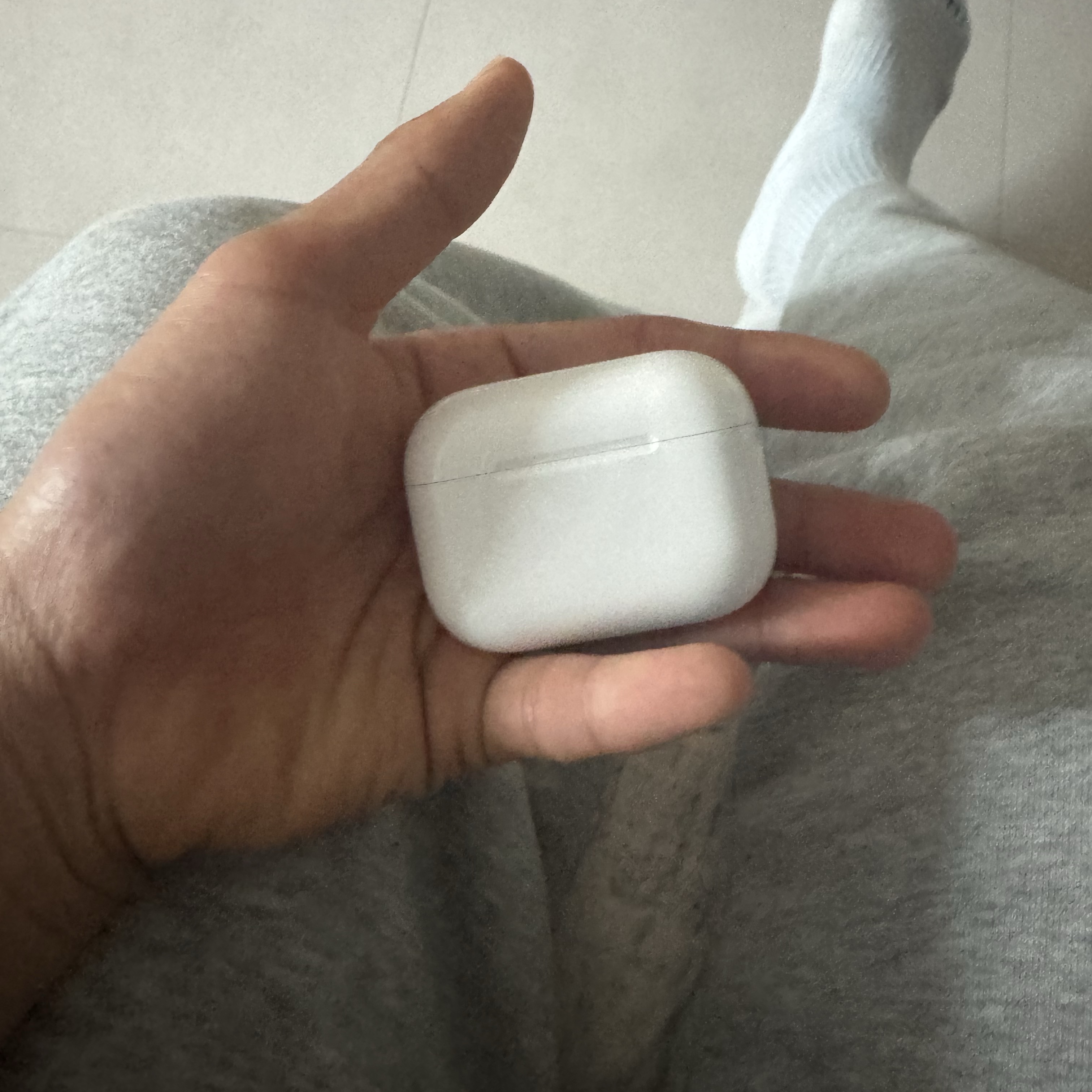 Apple AirPods Pro 3rd Gen (Korean Ver.) 착용 스타일