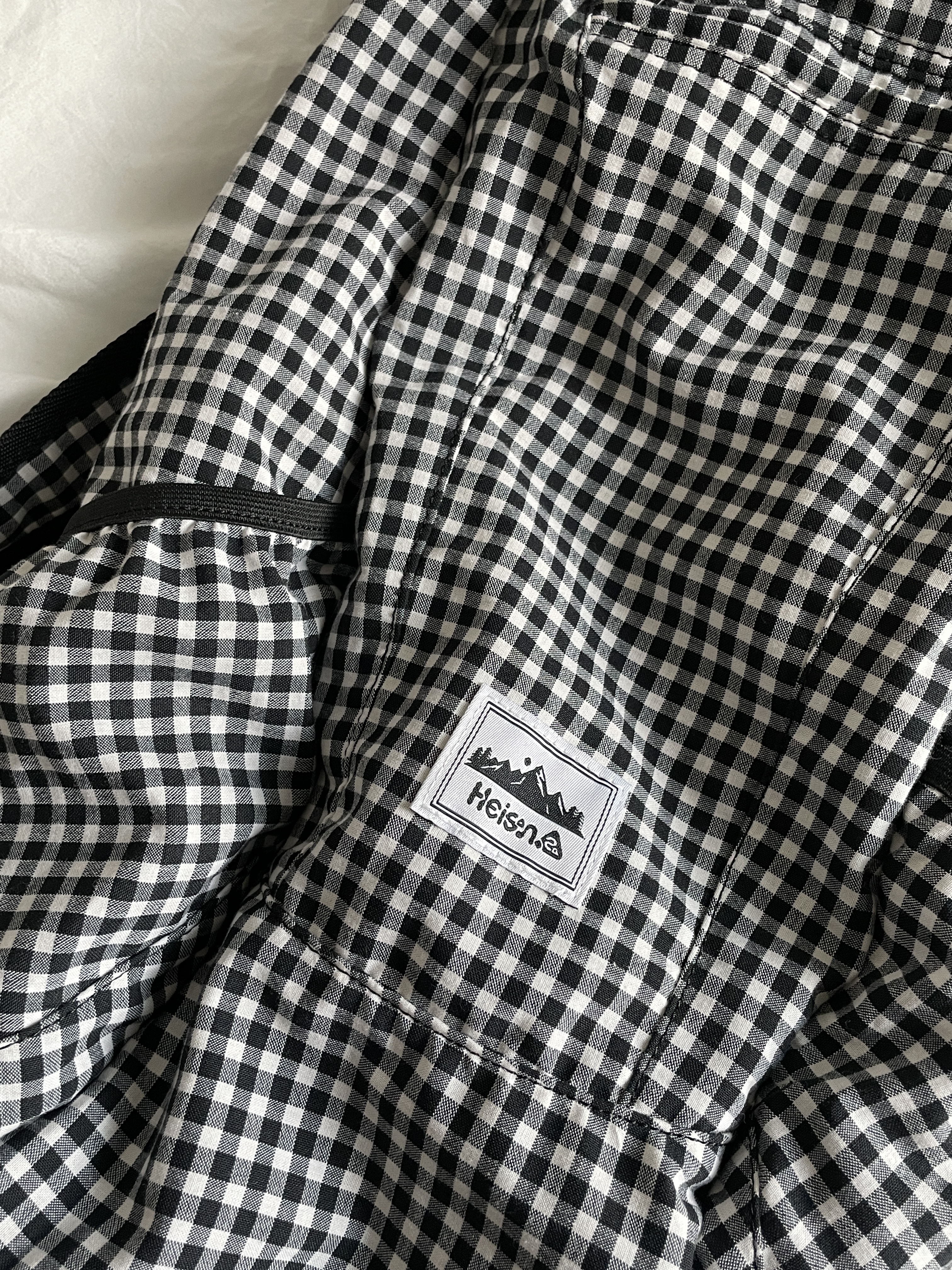 Heisan Compact Pocket Bag V1 Gingham Check - Black 착용 스타일 - 2