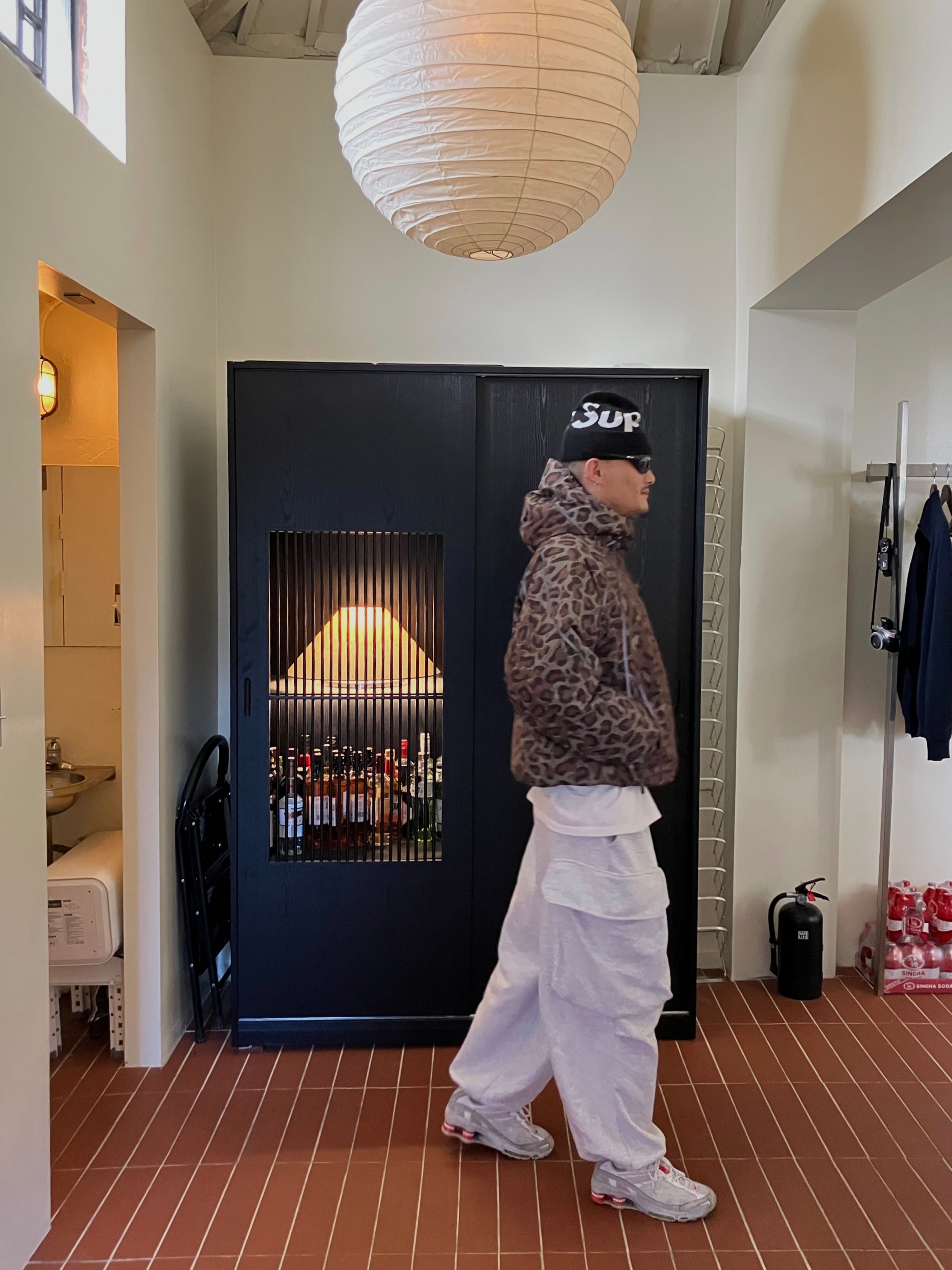 Palace Gore-Tex Windstopper Illuminator Jacket Cheetah - 25FW, Supreme Big Logo Beanie Black 착용 스타일 - 3