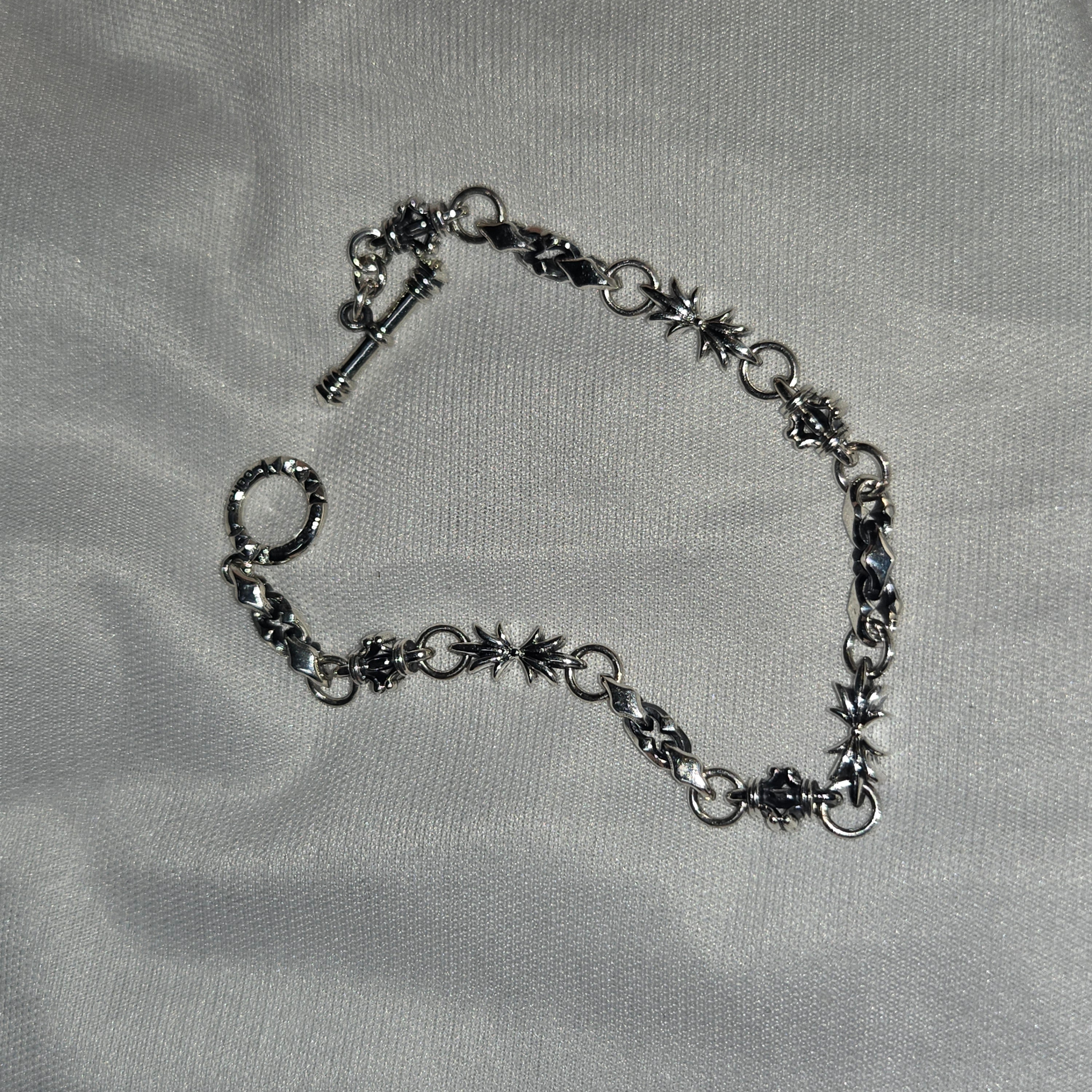 Scudo Signature Link Bracelet Slim 착용 스타일 - 3