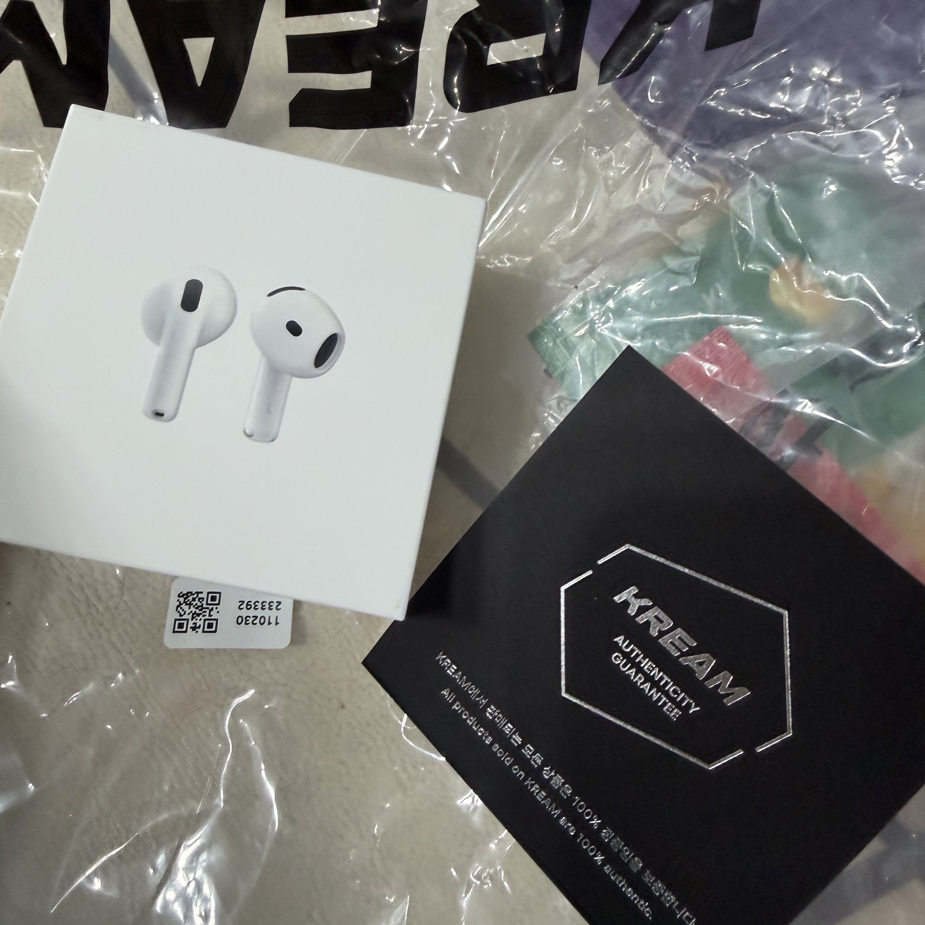 Apple Airpods 4th Gen (Korean Ver.) 착용 스타일