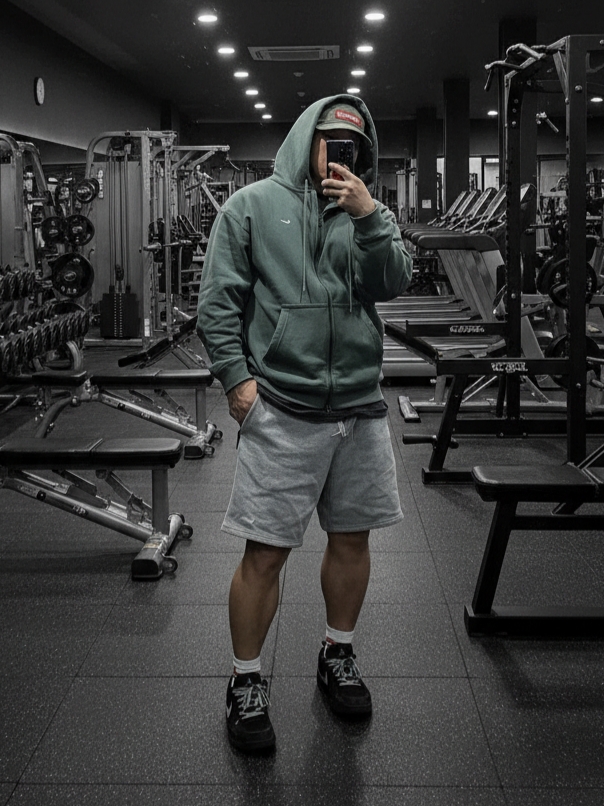 Nike Solo Swoosh Full-Zip Fleece Hoodie Clay Green White - Asia, Nike NRG Solo Swoosh Fleece Shorts Dark Grey Heather - Asia 착용 스타일