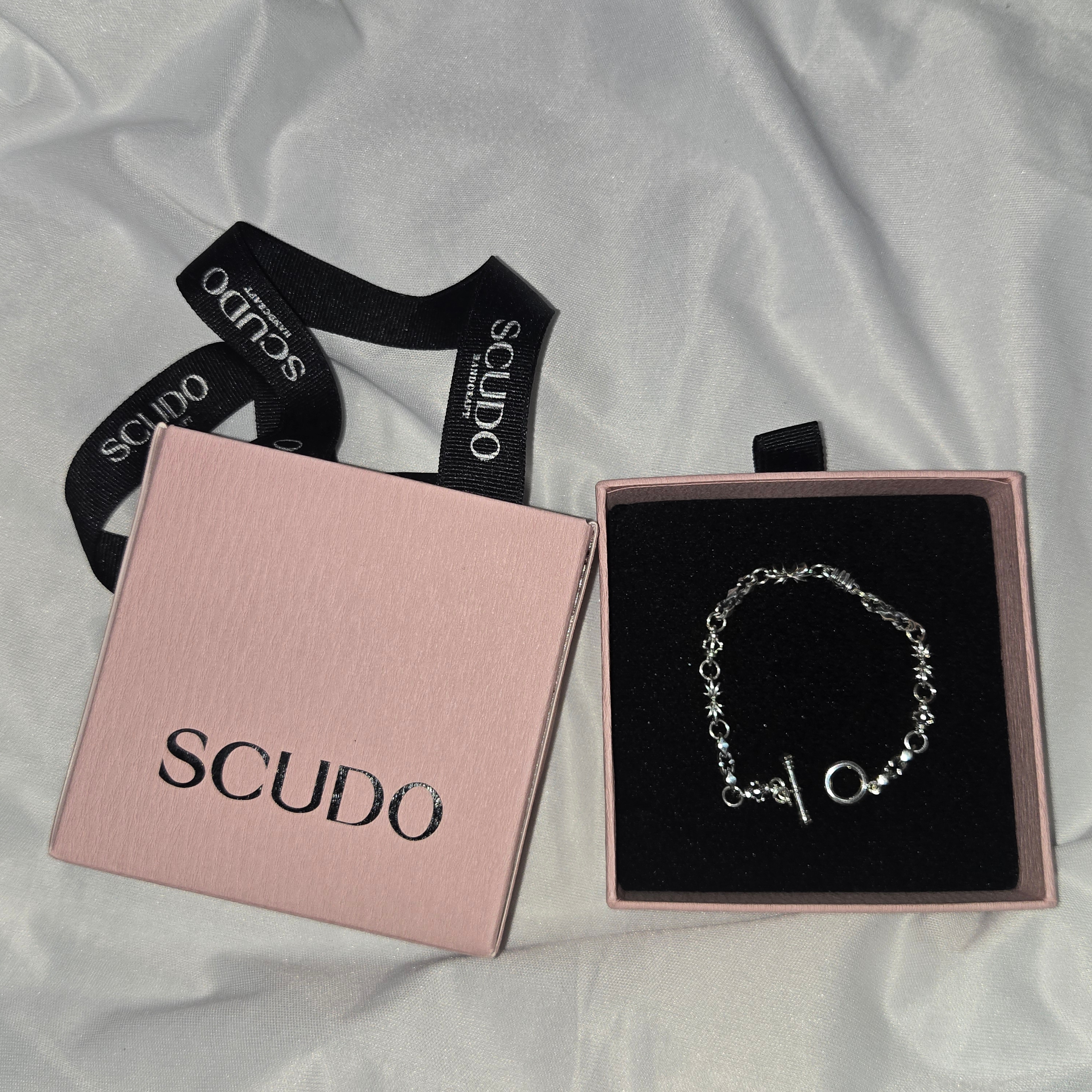 Scudo Signature Link Bracelet Slim 착용 스타일 - 2