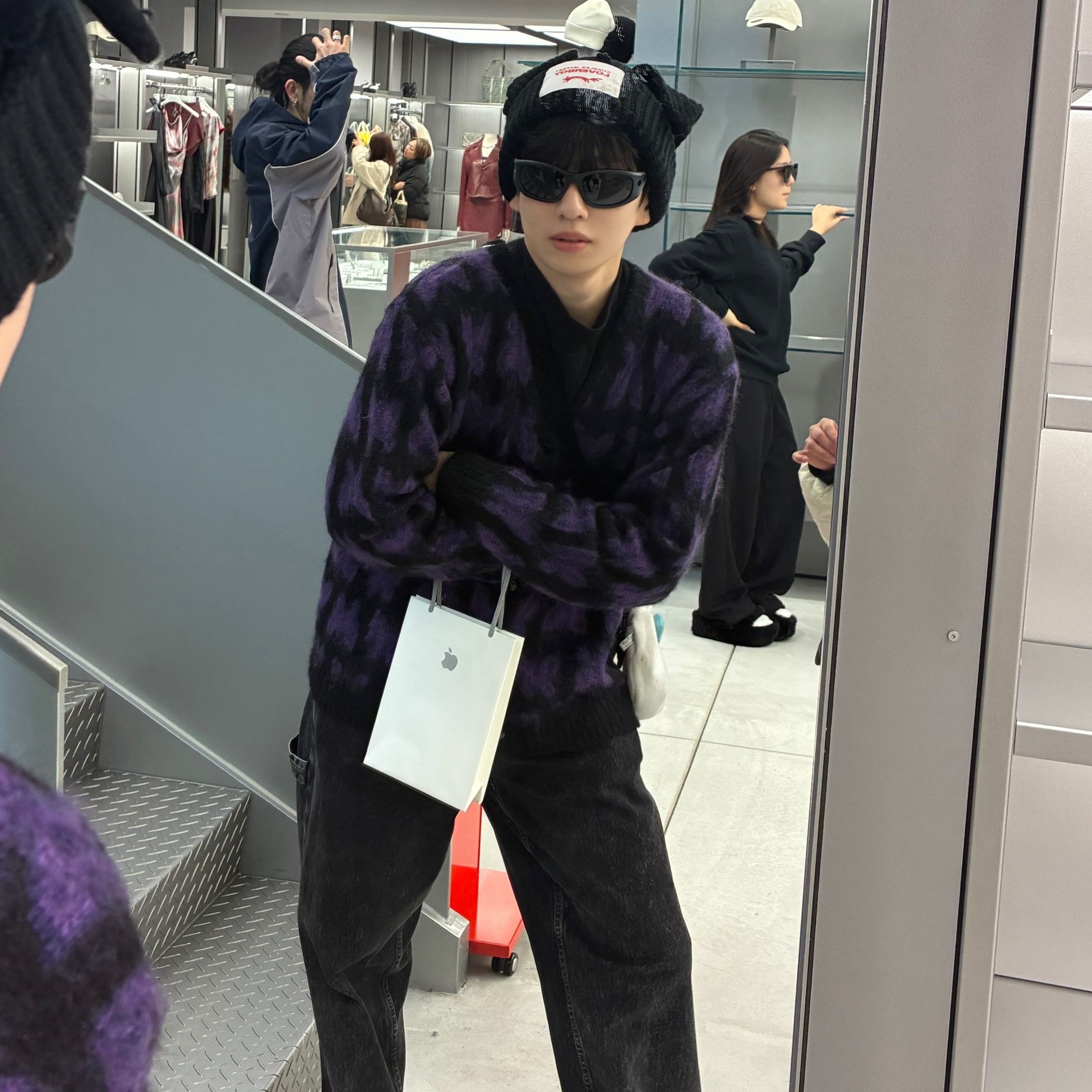 Needles x Studious Mohair Cardigan Black, Charles Jeffrey Loverboy Chunky Ears Beanie Black 착용 스타일
