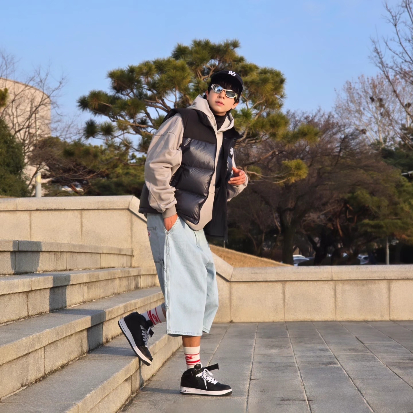 The North Face Novelty Nuptse Vest RDS Dark Gray - 25FW, New Era 59Fifty MLB Authentic New York Yankees Game Navy 착용 스타일 - 3