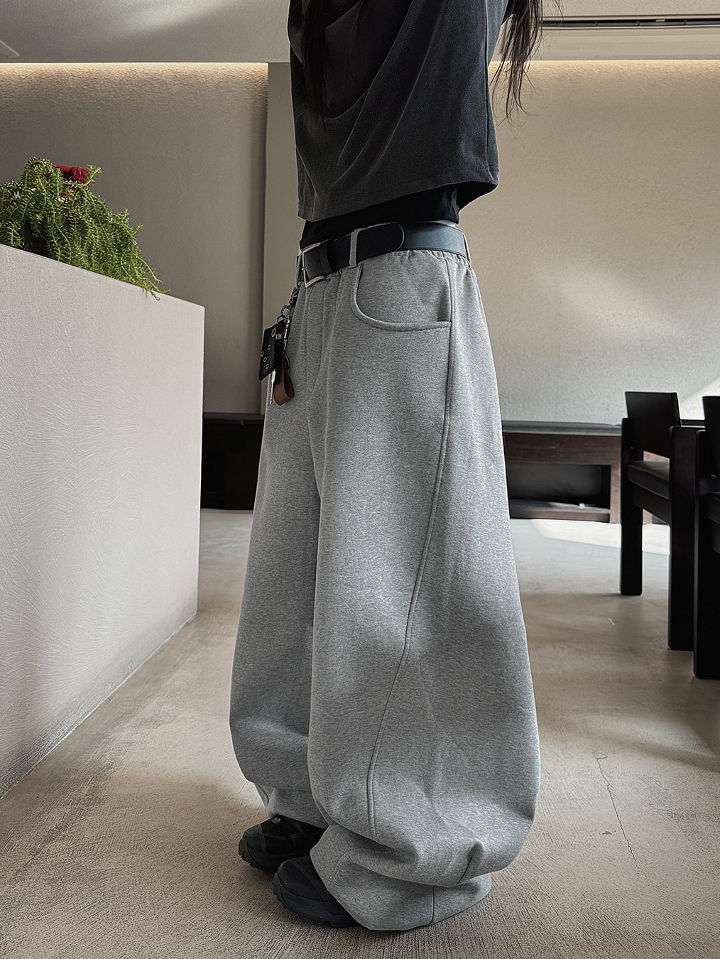 Oakley Light Breathe Triple Black, Aftermath Atm Logo Ball Cap Black 착용 스타일 - 2