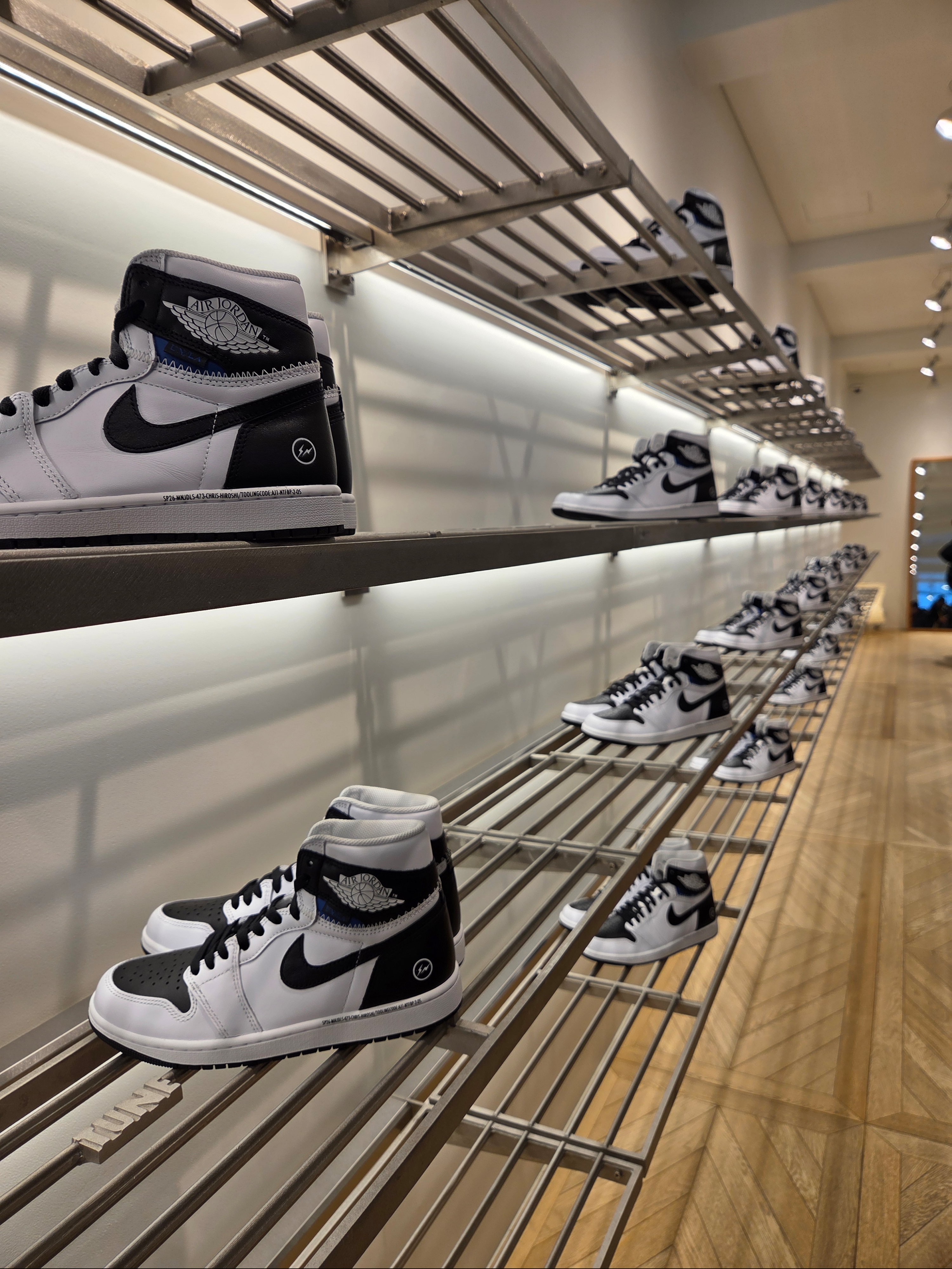 Palace Pertex Frost Balaclava Puffa Black - 22FW, Palace New Era Peak Beanie Black - 24SS 착용 스타일 - 7